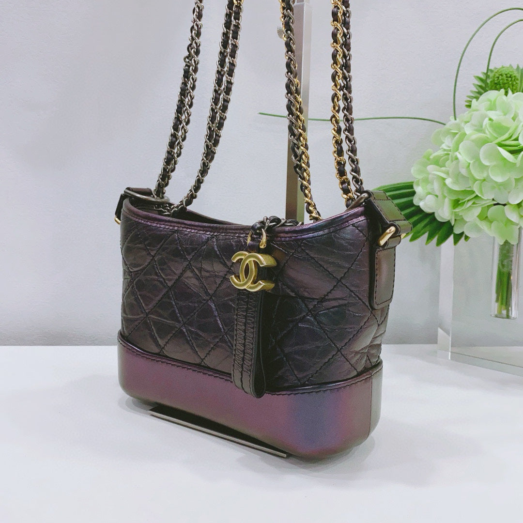 Chanel - Gabrielle Hobo Bag (Small) - Aged calfskin and iridescent calfskin leather - Black with iridescent sheen - (Small)