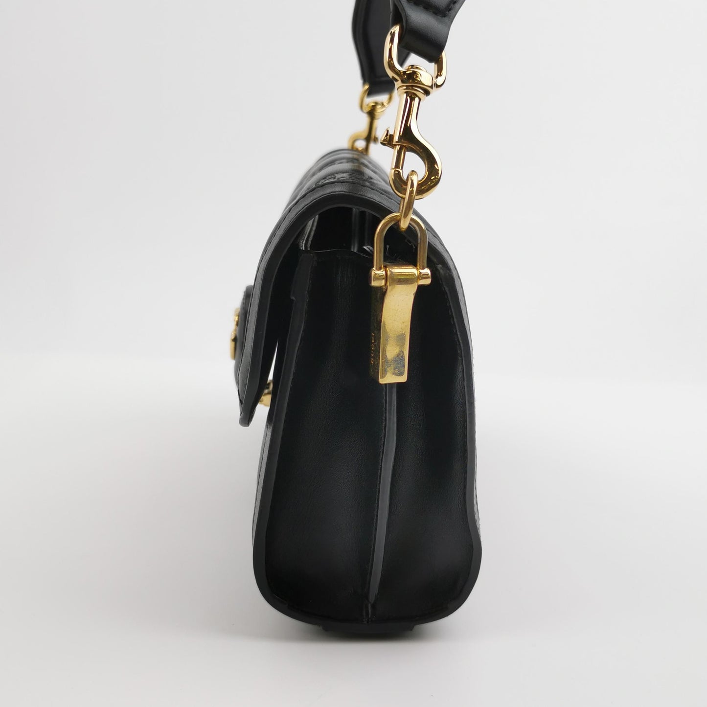 Gucci - GG Matelassé Small Shoulder Bag - Leather - Black - (Small)