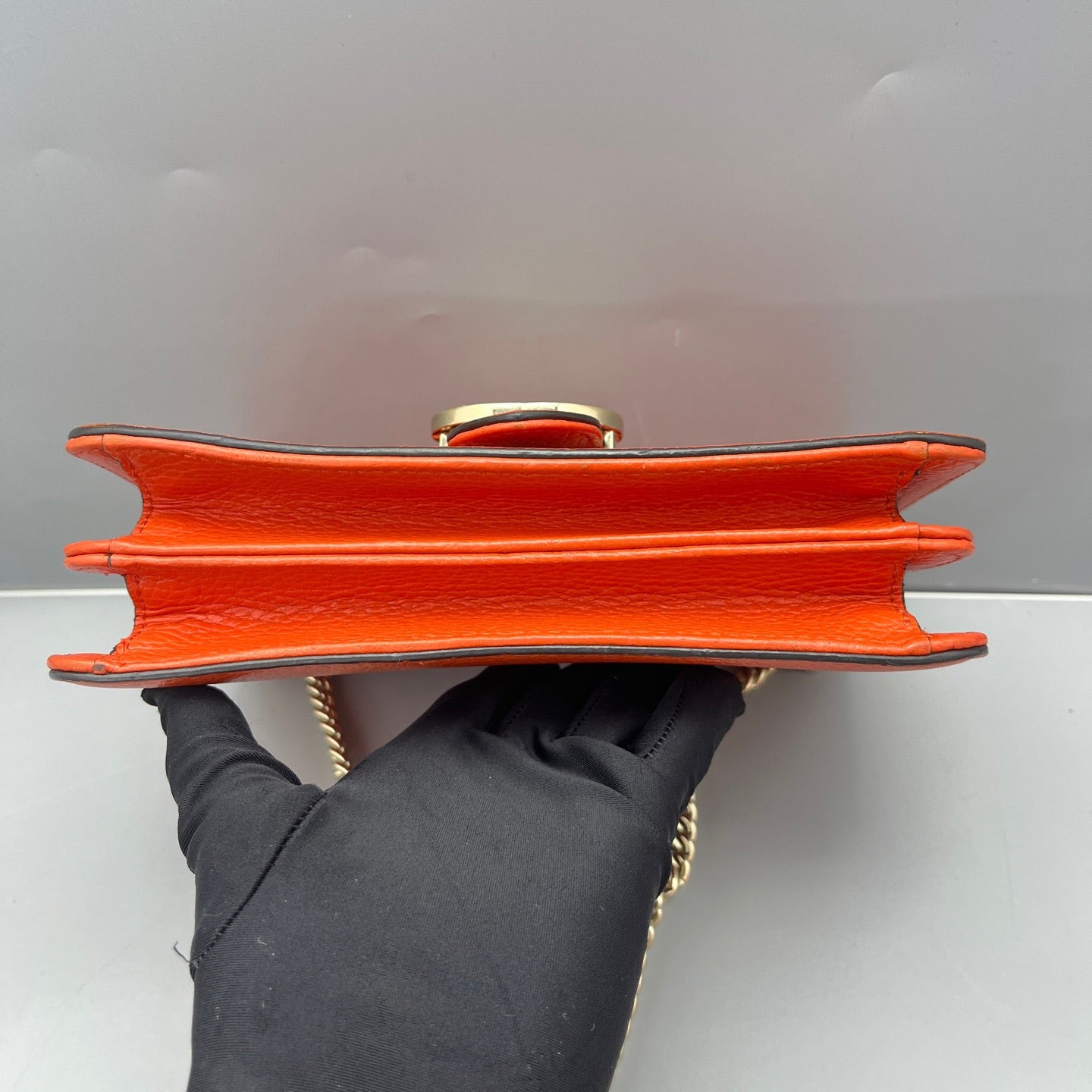 Gucci - Interlocking G Accordion Flap Bag - Grained leather - Orange - (Small)