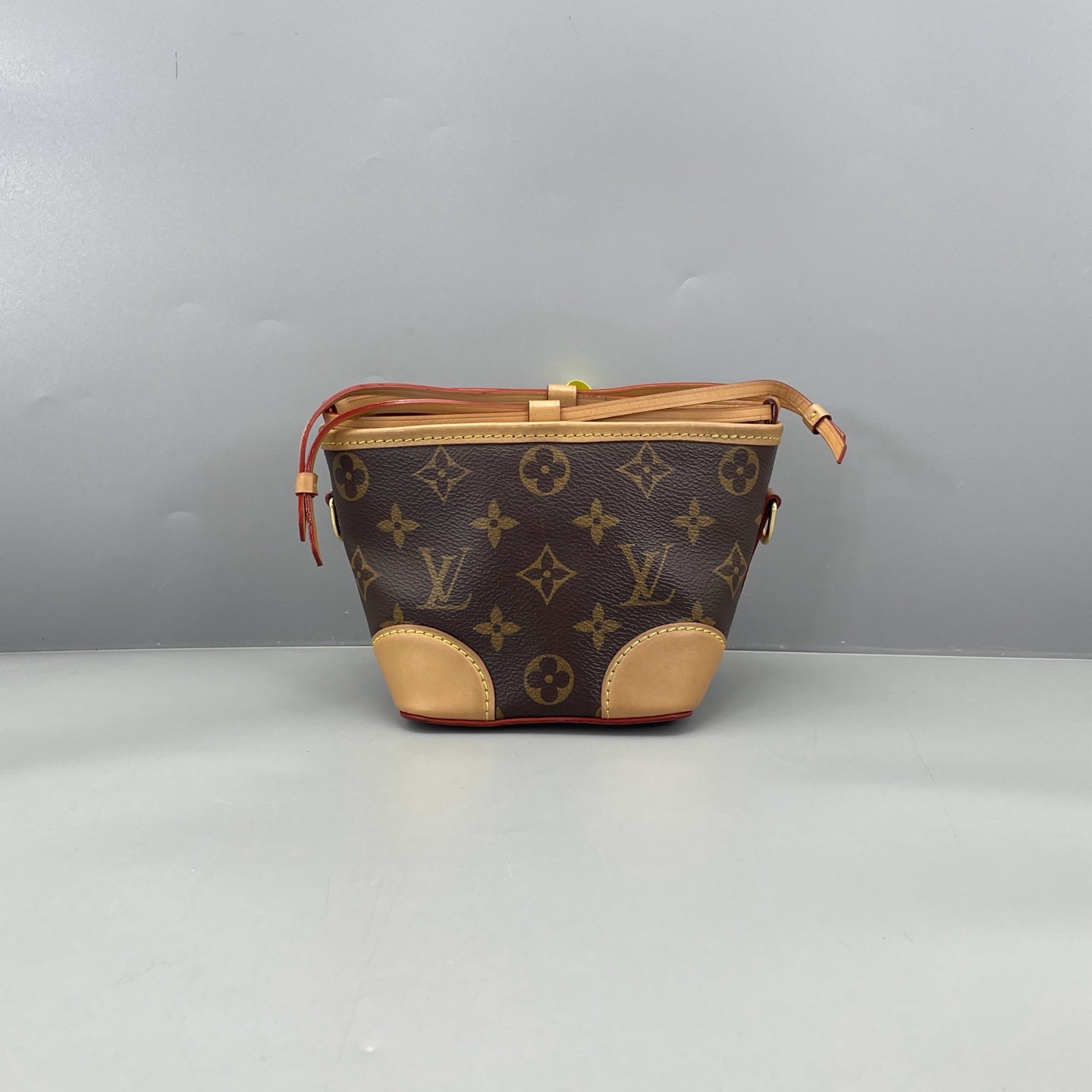 Louis Vuitton - Noe Mini - Monogram coated canvas with natural Vachetta leather trim - Brown - (mini)