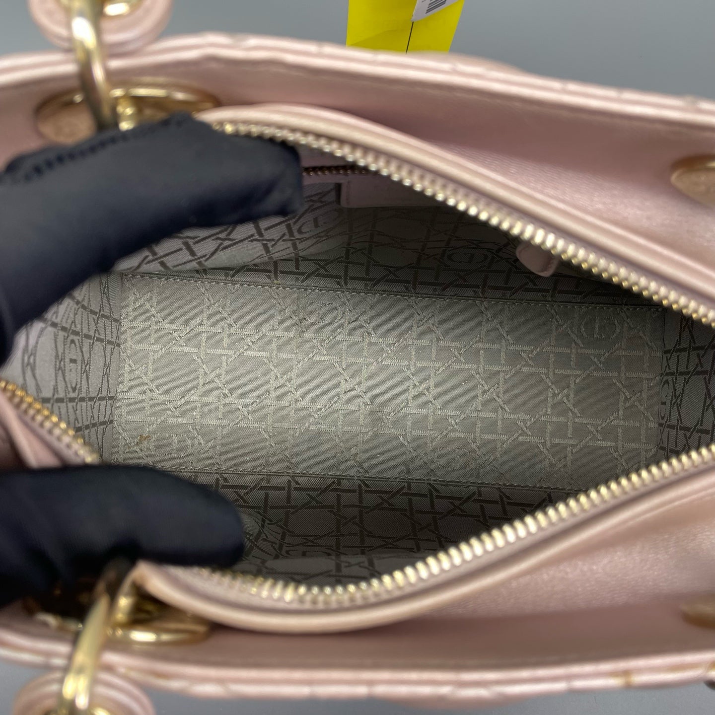 Dior - Lady Dior - Pearlescent lambskin leather - Pink - (medium)