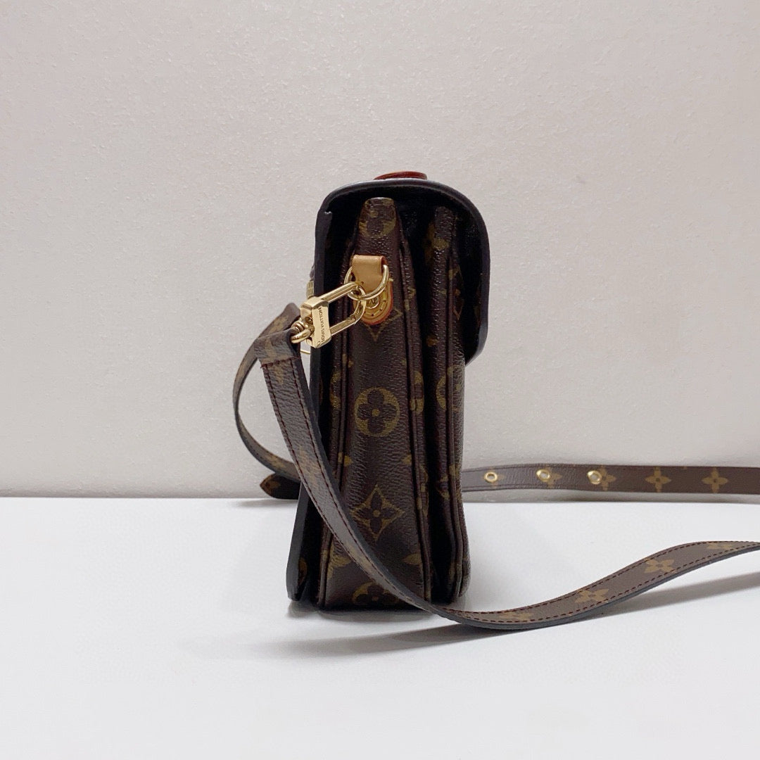 Louis Vuitton - Pochette Metis - Monogram canvas with natural cowhide leather trim - Brown - (medium)