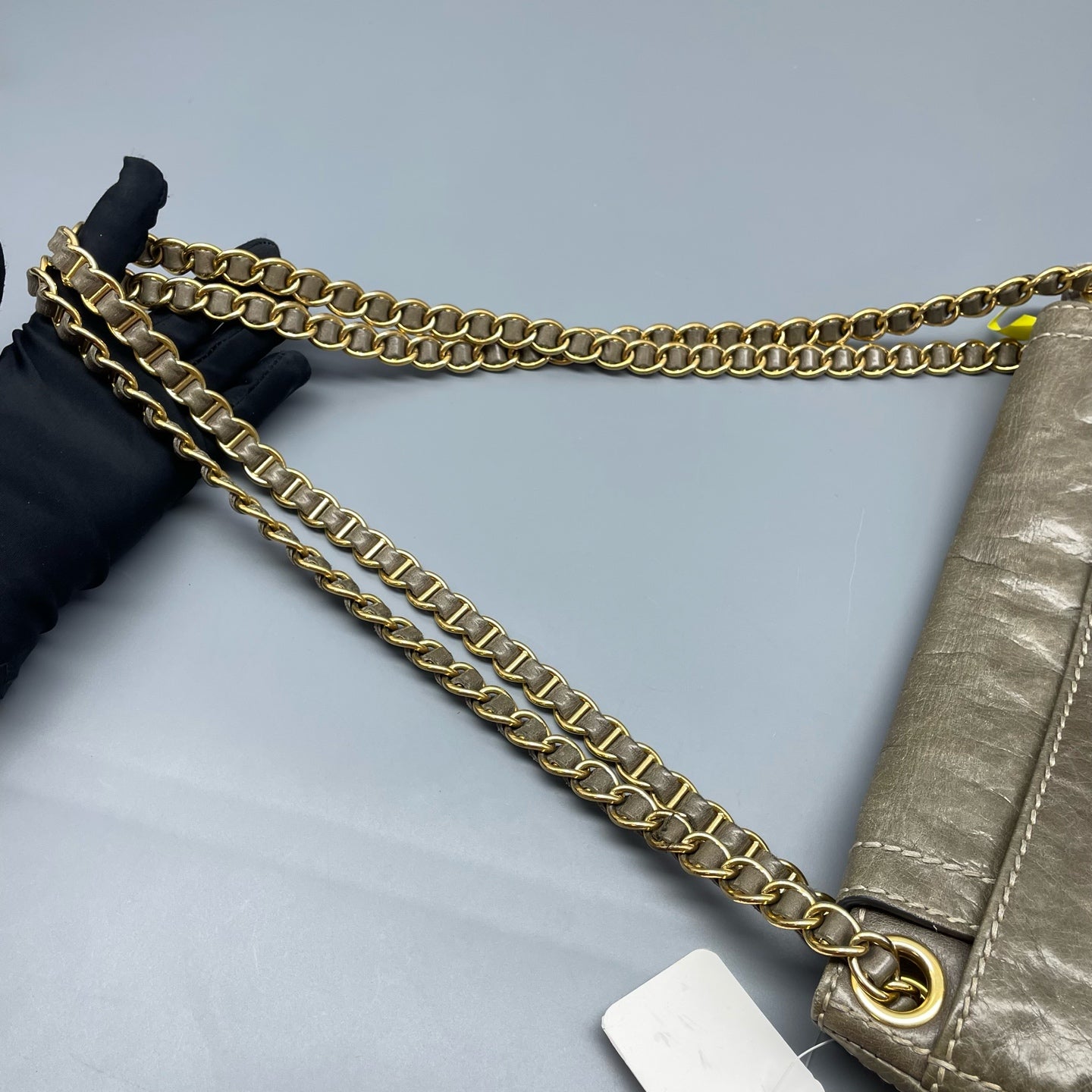 Prada - Flap Shoulder Bag with Chain - Distressed Leather - Grey - (Medium)