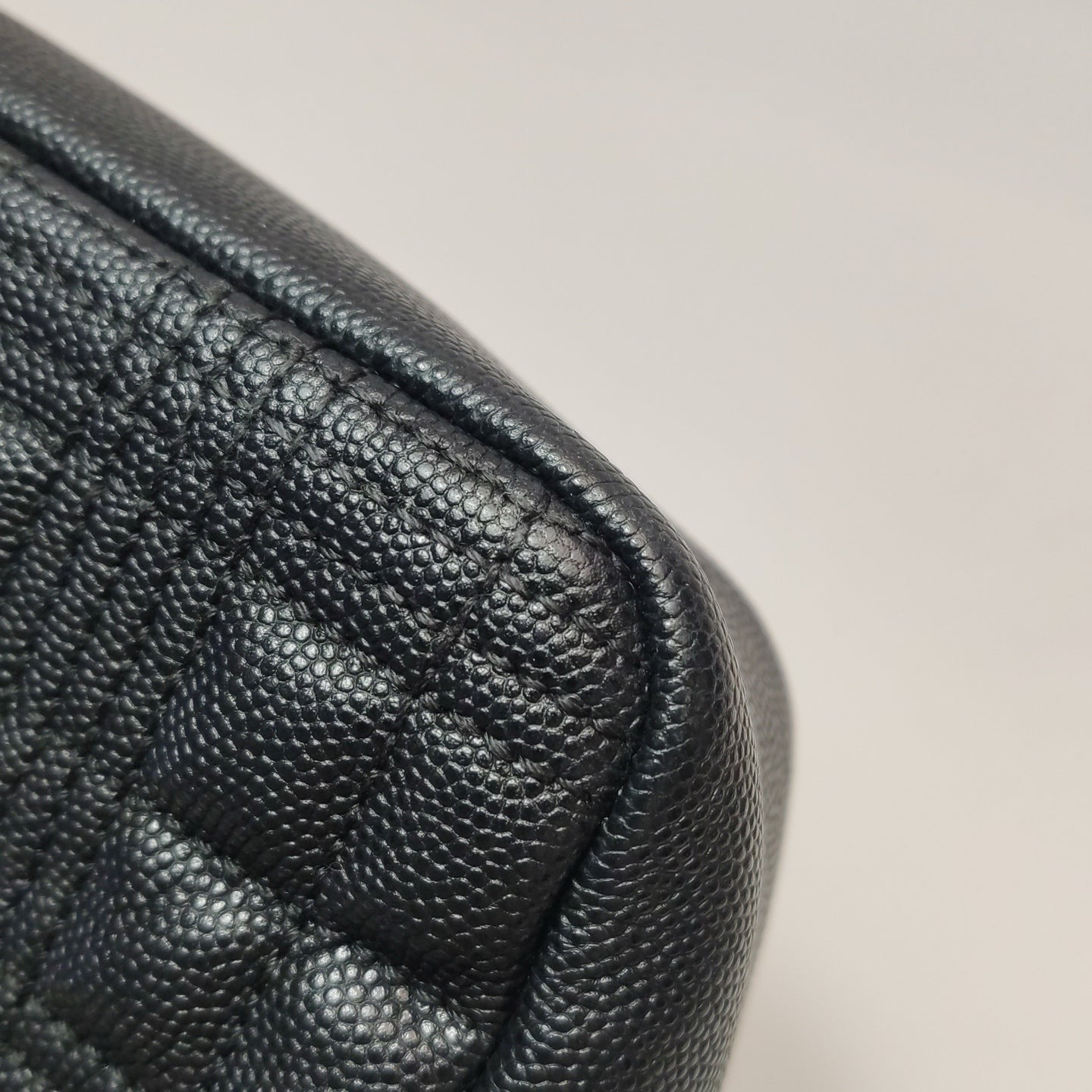 Burberry - Lola Bag - Grained leather - Black - (small)