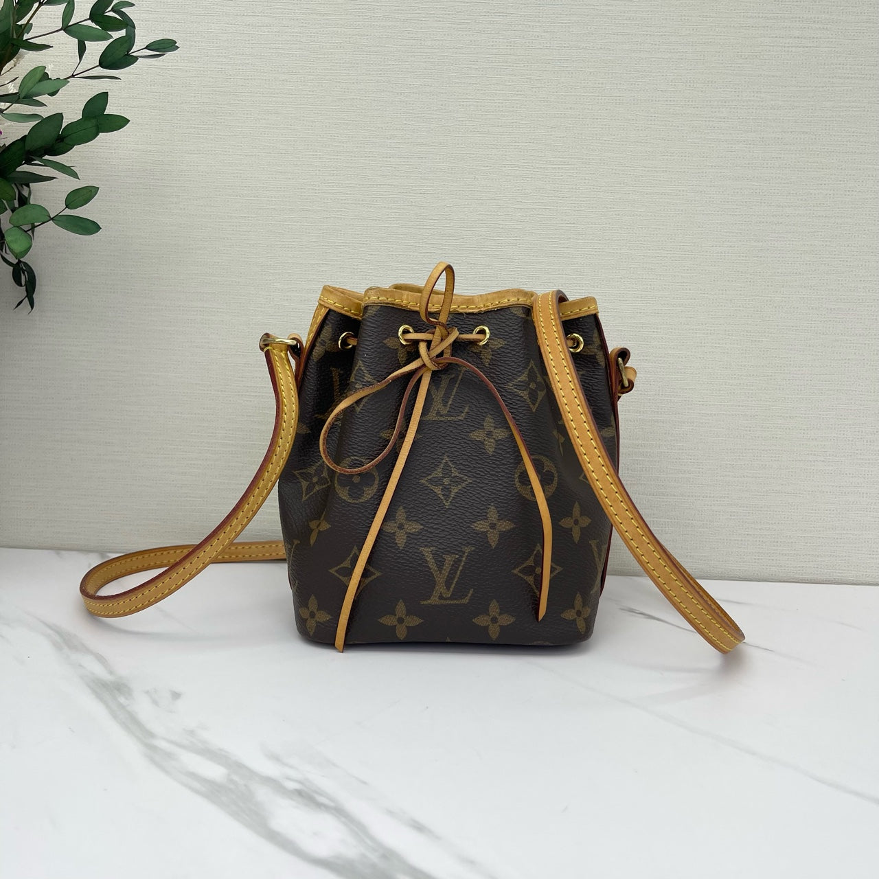 Louis Vuitton - Noe Nano - Monogram coated canvas with natural cowhide leather trim - Brown - (mini)
