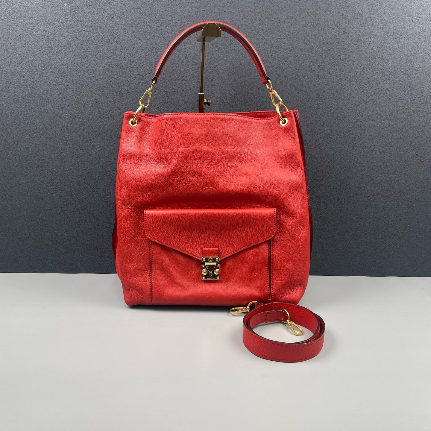 Louis Vuitton - Monogram Empreinte Hobo with Front Lock - Leather - Red - (medium)
