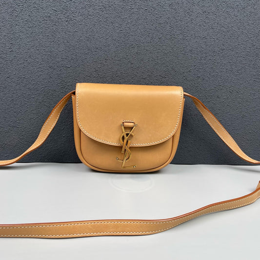 Saint Laurent - Kaia Mini Saddle Bag - Smooth calfskin leather - Camel - (mini)