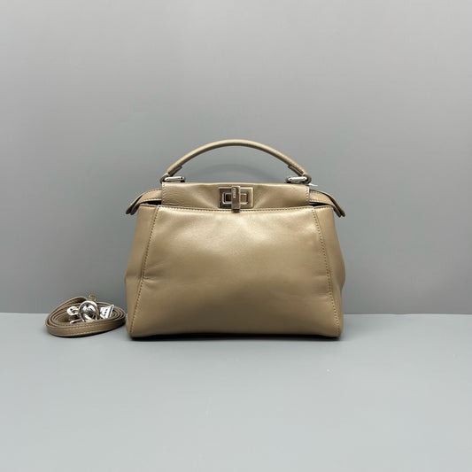 Fendi - Peekaboo Small - Leather - Grey - (small)