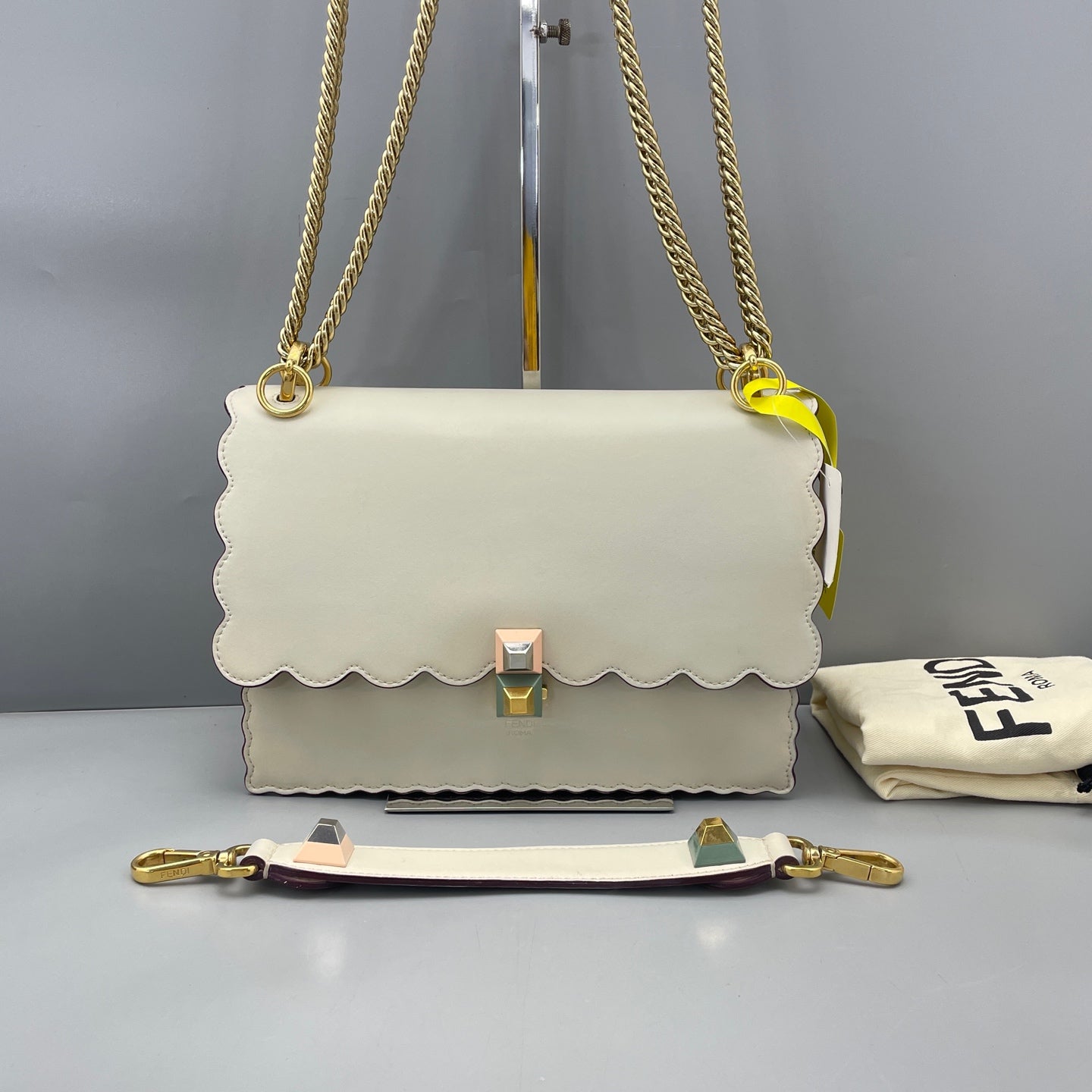 Fendi - Kani - Leather - White - (small)