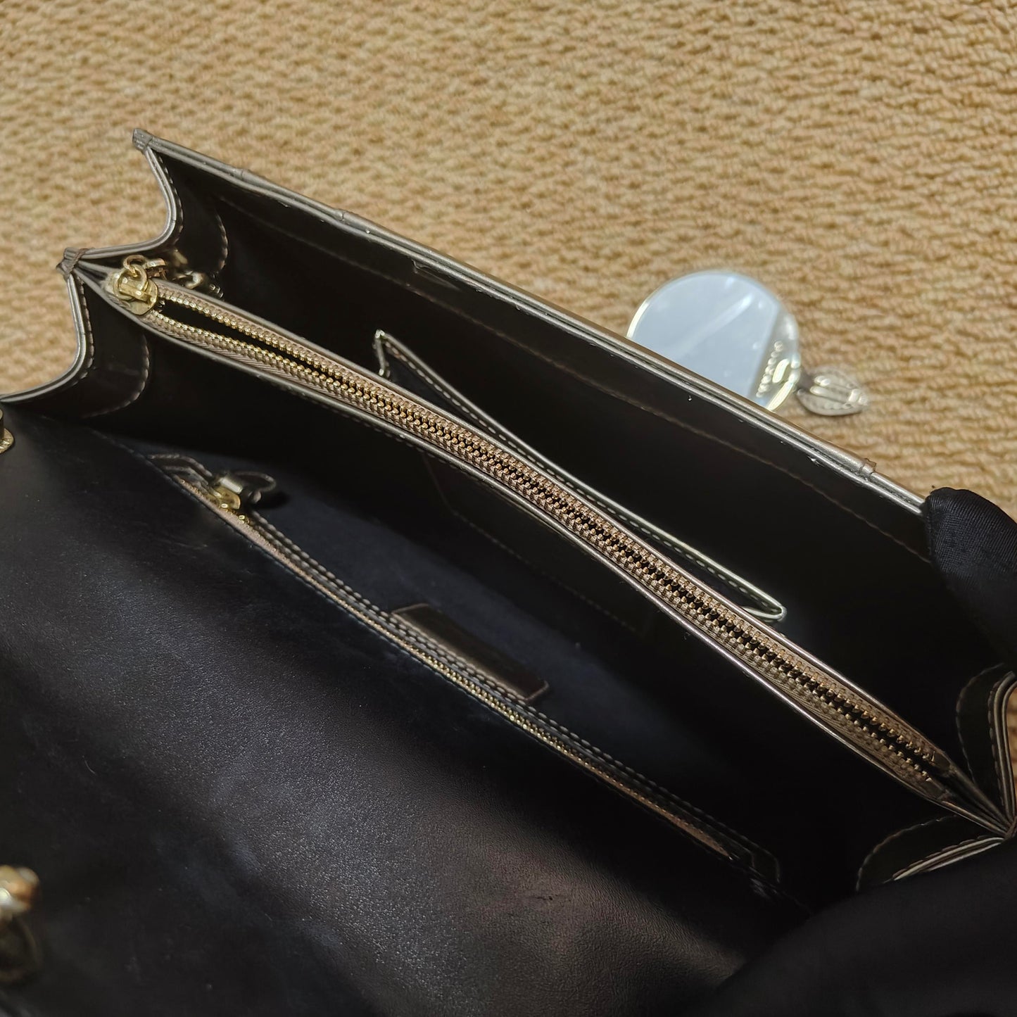 Bvlgari - Serpenti Forever - Patent leather - Gold - (medium)