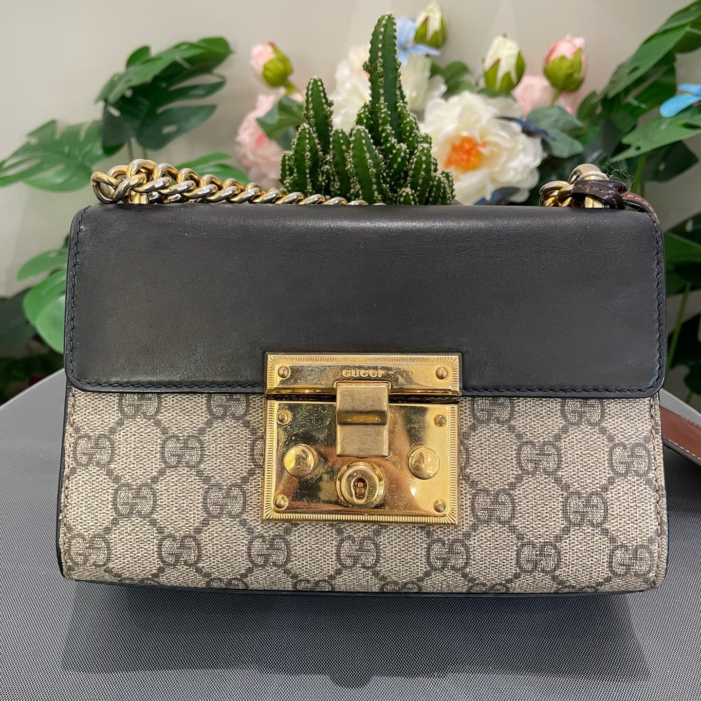 Gucci - Padlock Small Shoulder Bag - GG Supreme canvas with leather trim - Beige and Ebony with Black and Brown accents - (small)