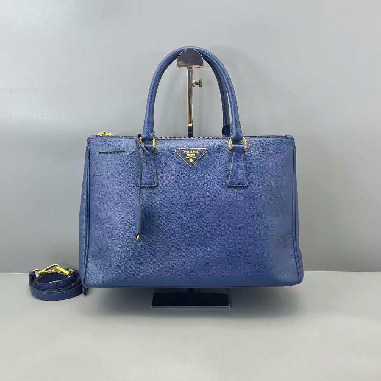 Prada - Galleria Saffiano Lux Tote - Saffiano leather - Blue - (medium)