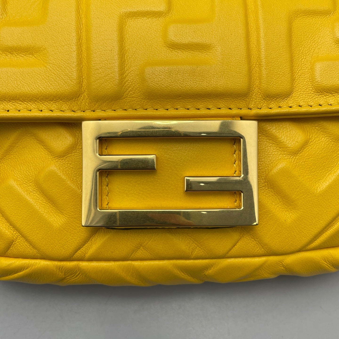Fendi - Baguette Mini 8BS017 - Leather - Yellow - (mini)