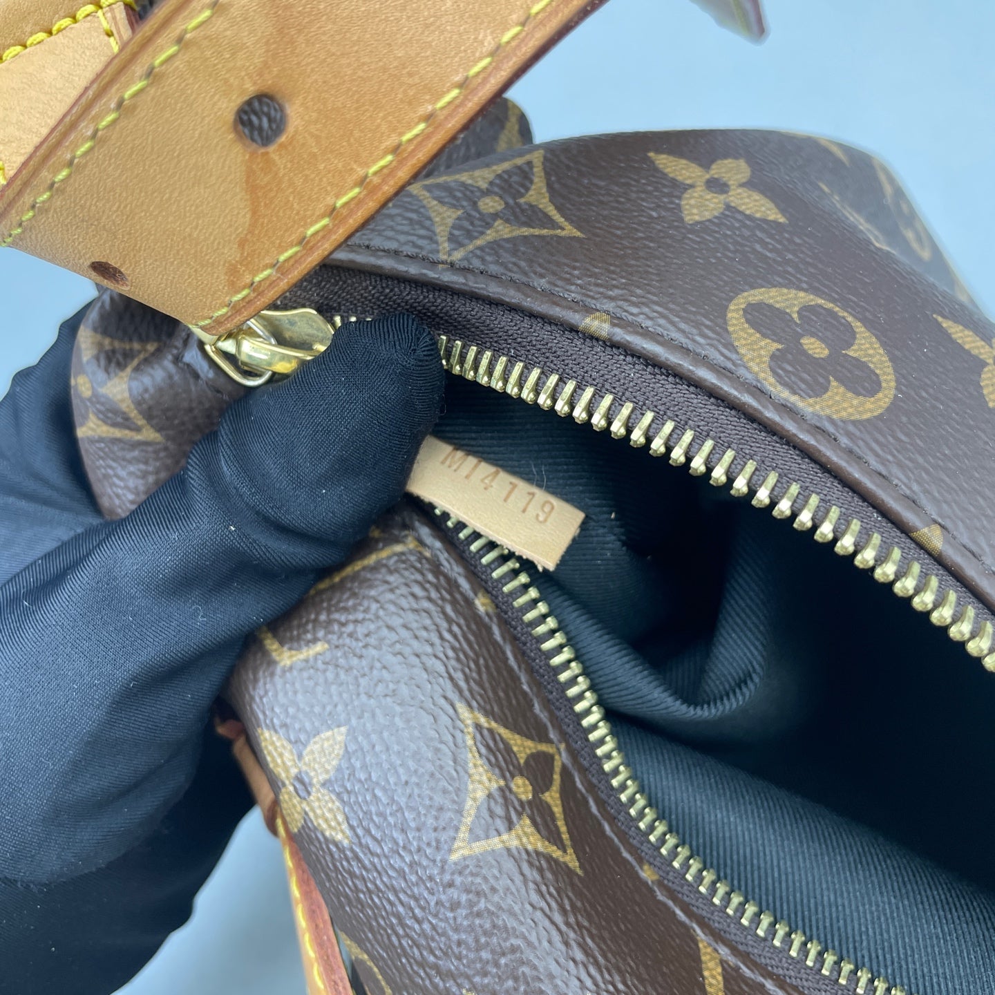 Louis Vuitton - Bumbag - Synthetic - Brown - (medium)