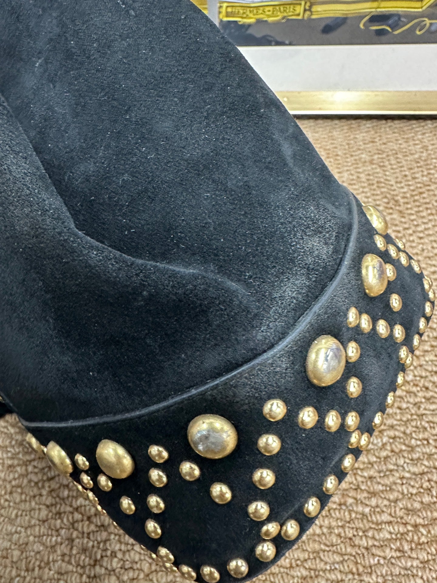 Saint Laurent - Fringed Studded Bucket Bag - Suede - Black - (Small)