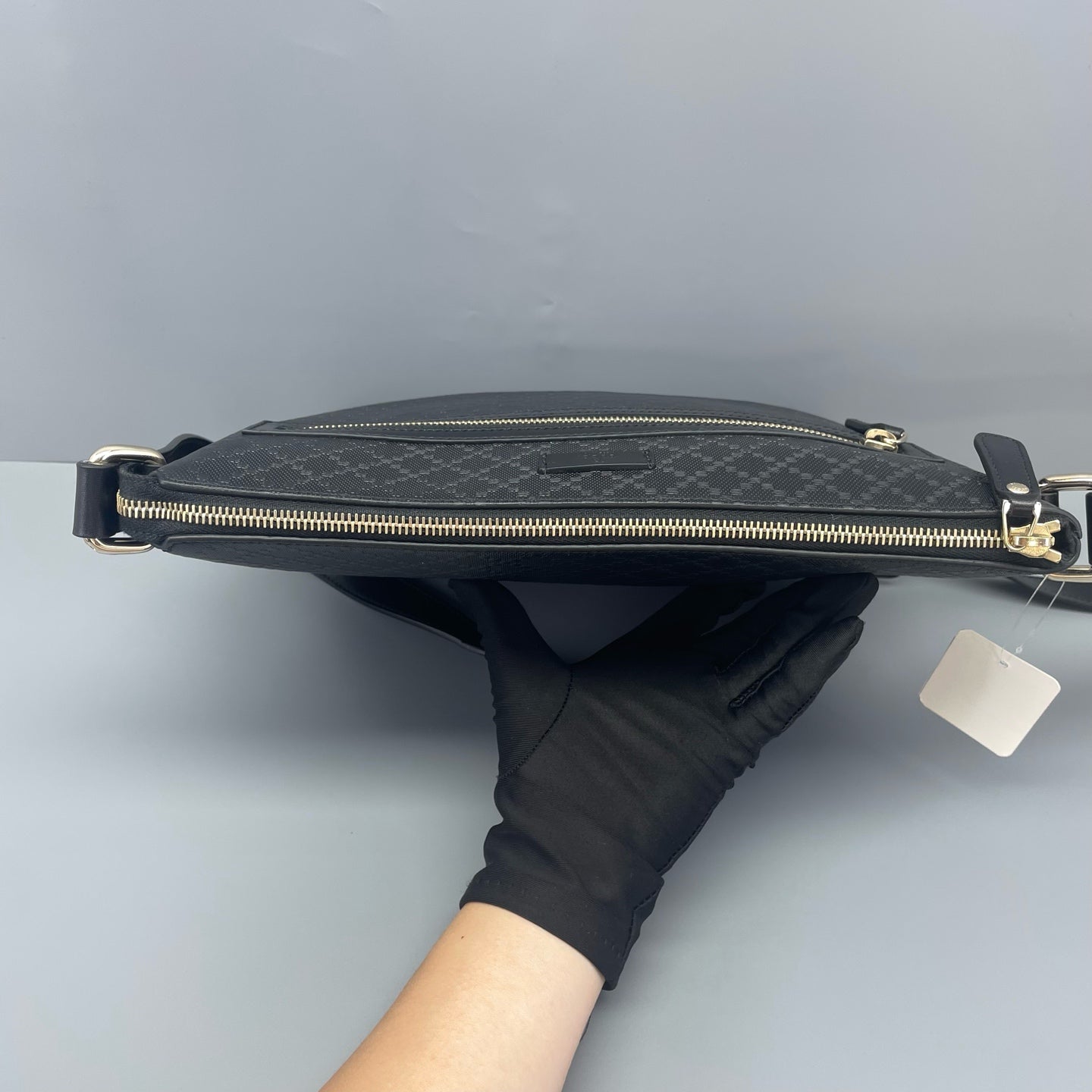 Gucci - Diamante Messenger Bag - Embossed leather - Black - (medium)