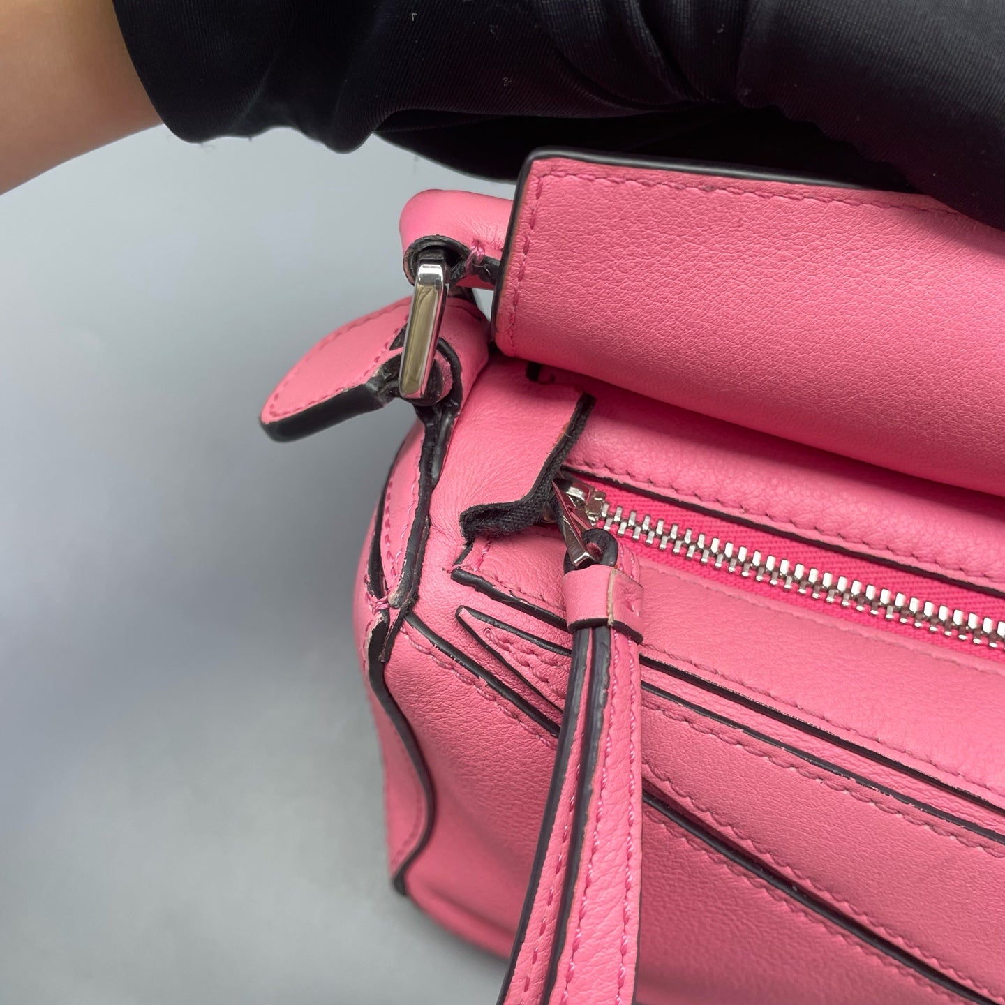 LOEWE - Puzzle Mini Bag - Grained calfskin leather - Pink - (mini)