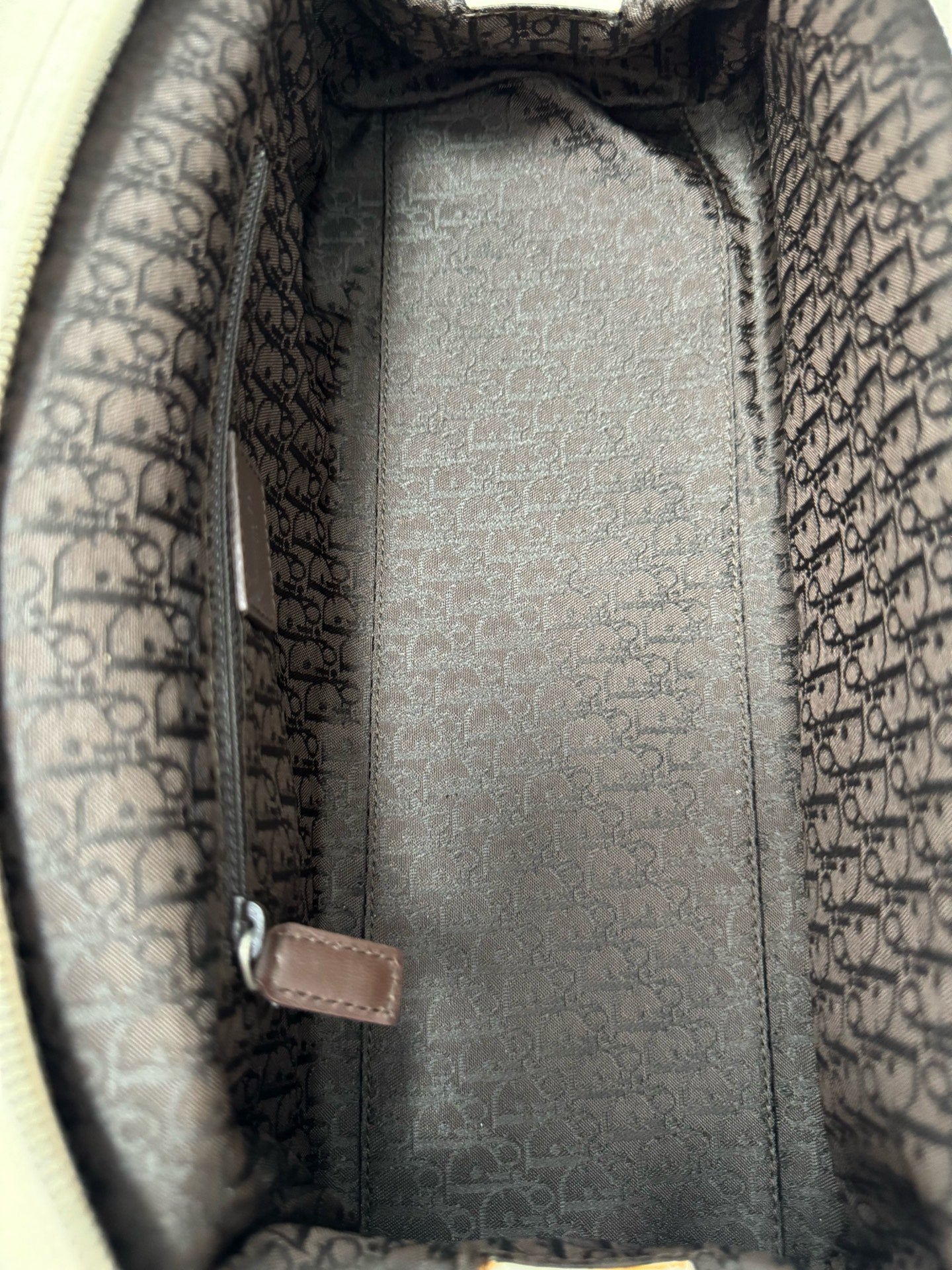 Dior - Detective Bag - Grained leather - White - (Medium)