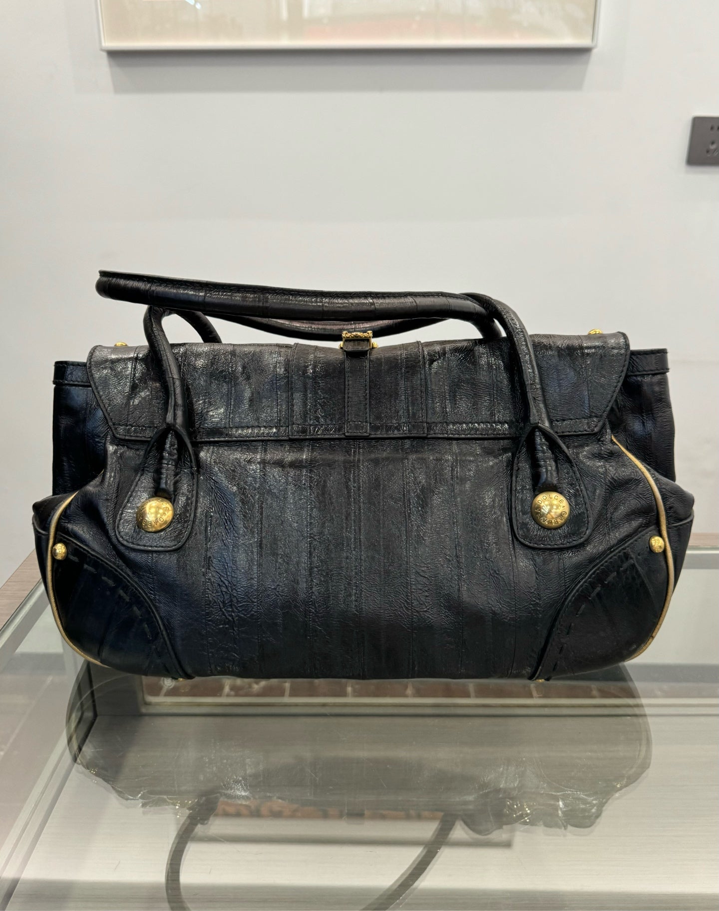 Dolce & Gabbana - Baroque Carved Golden Leaf Handbag - Eel leather - Black - (Medium)
