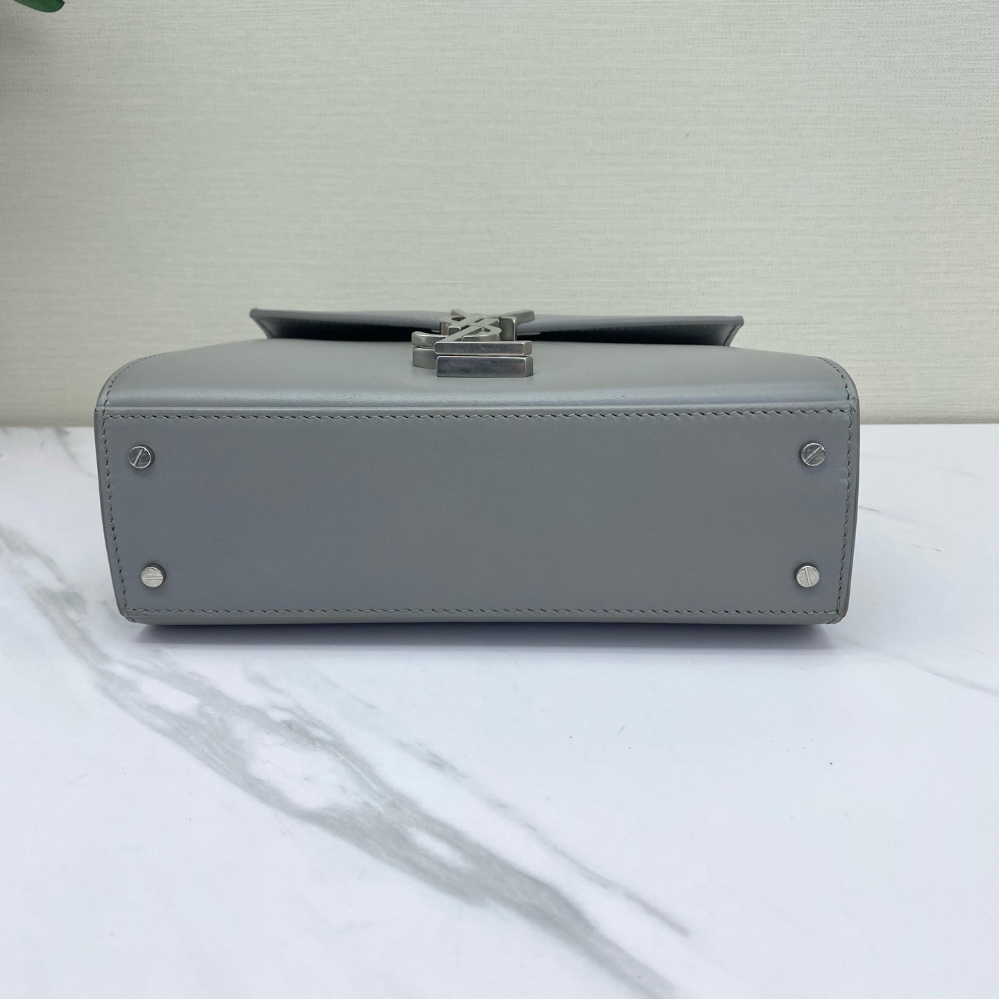 Saint Laurent - Cassandra Top Handle Bag - Smooth Cowhide Leather - Grey Silver - (small)