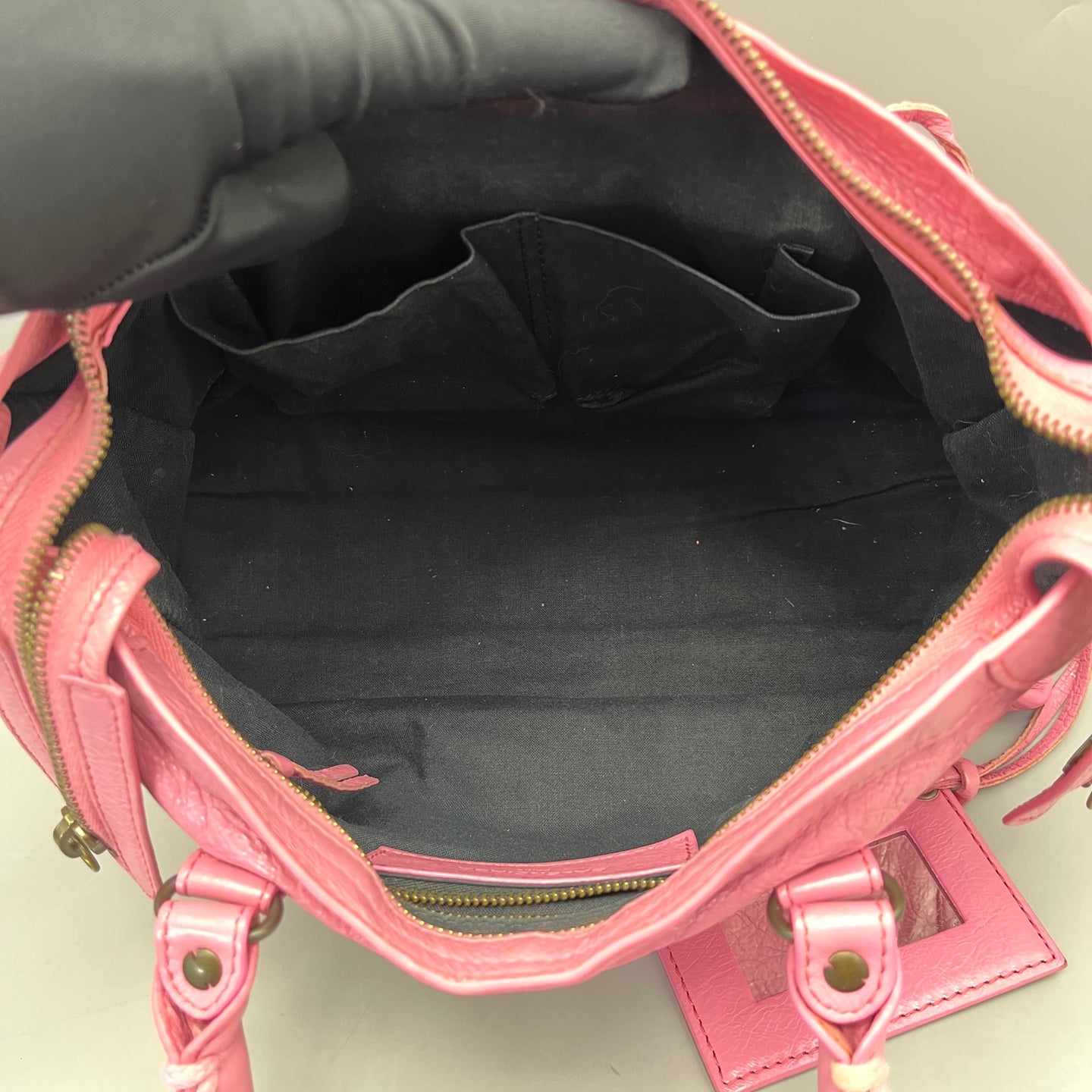 Balenciaga - City Bag - Distressed goatskin leather - Pink - (medium)