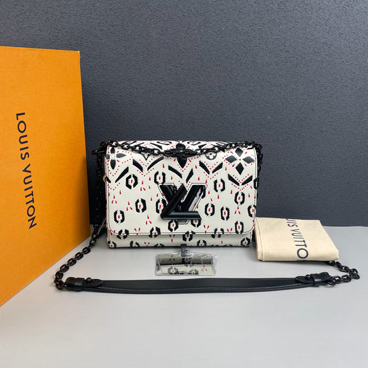 Louis Vuitton - Twist Chain Bag - Leather - White - (Medium)
