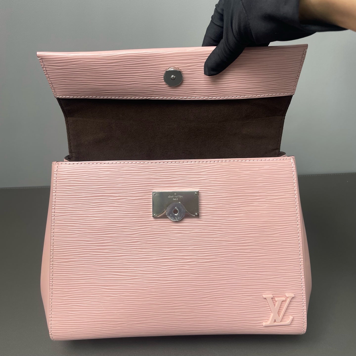 Louis Vuitton - Cluny - Epi leather - Pink - (medium)