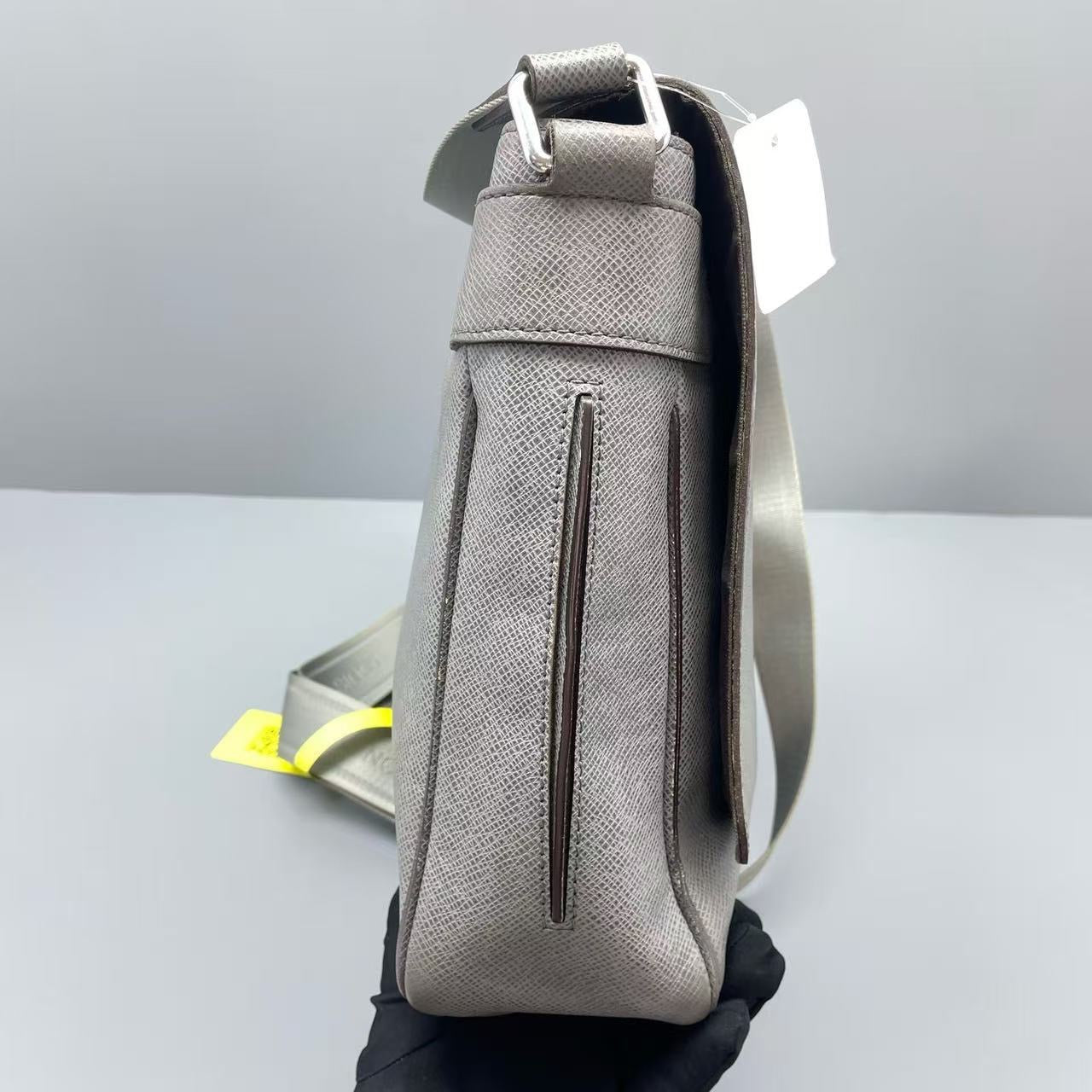 Louis Vuitton - Flap Messenger Briefcase - Epi leather - Grey - (Medium)