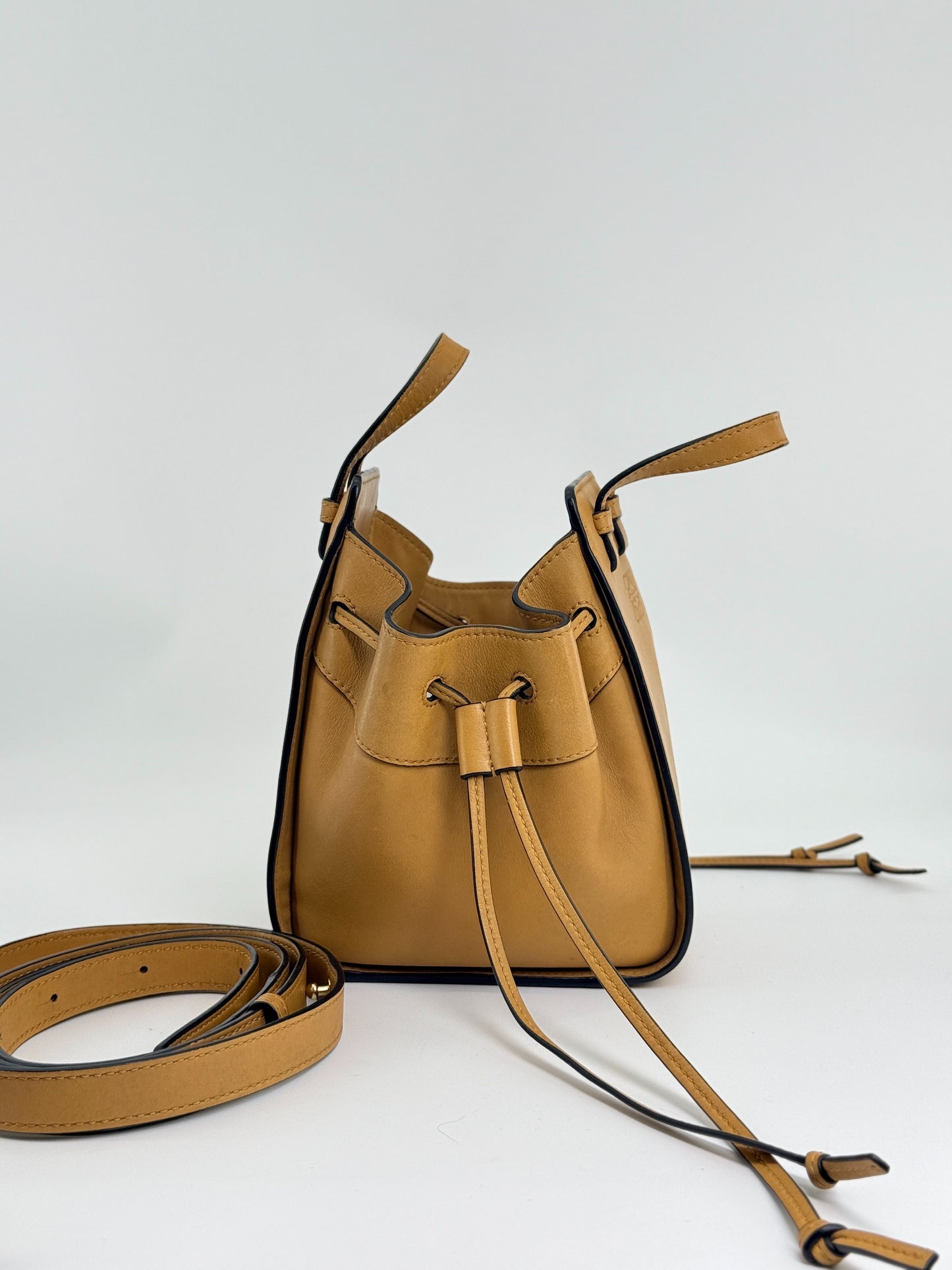 Loewe - Mini Hammock Bag - Leather - Camel - (mini)