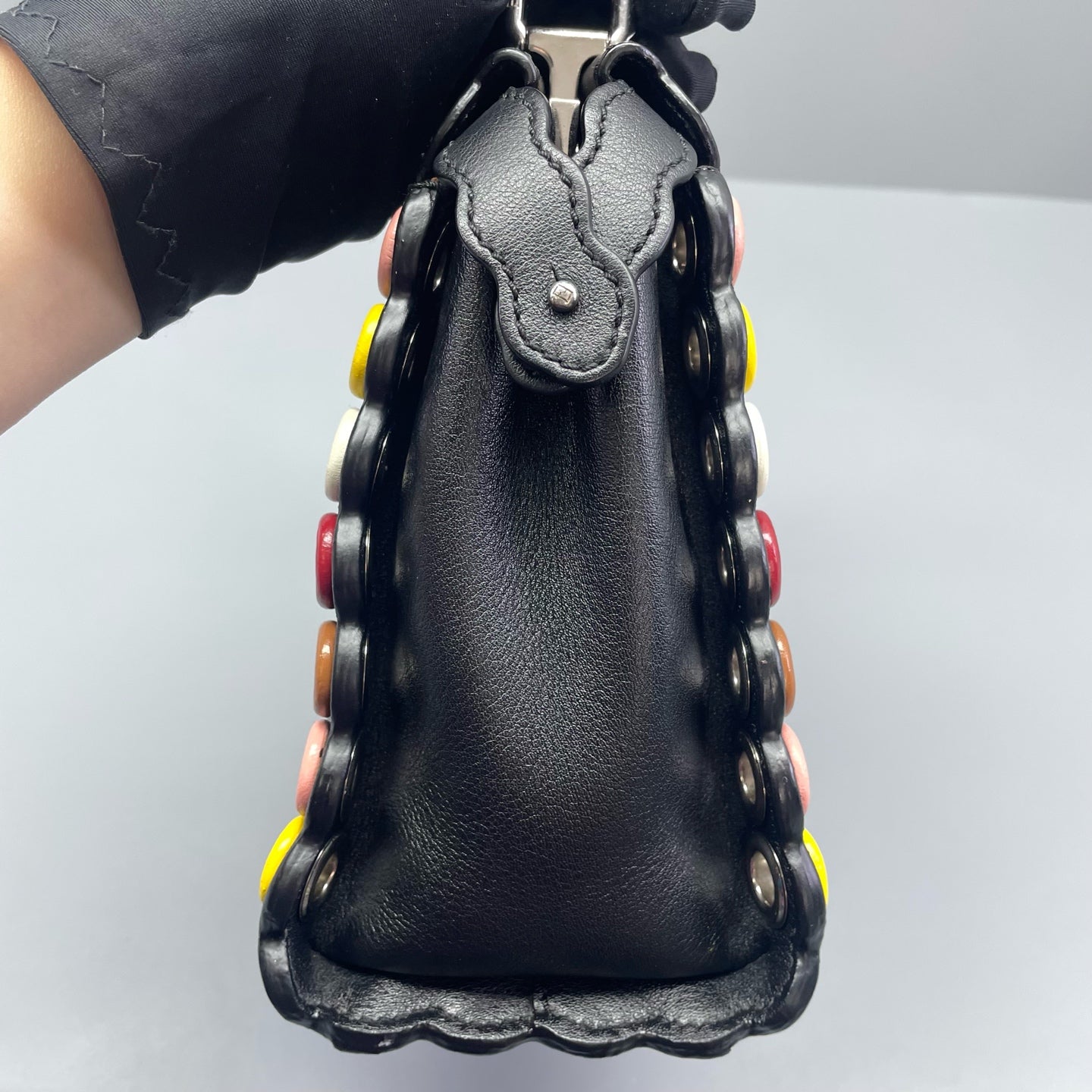 Fendi - Peekaboo Small - Grained leather - Black - (Small)