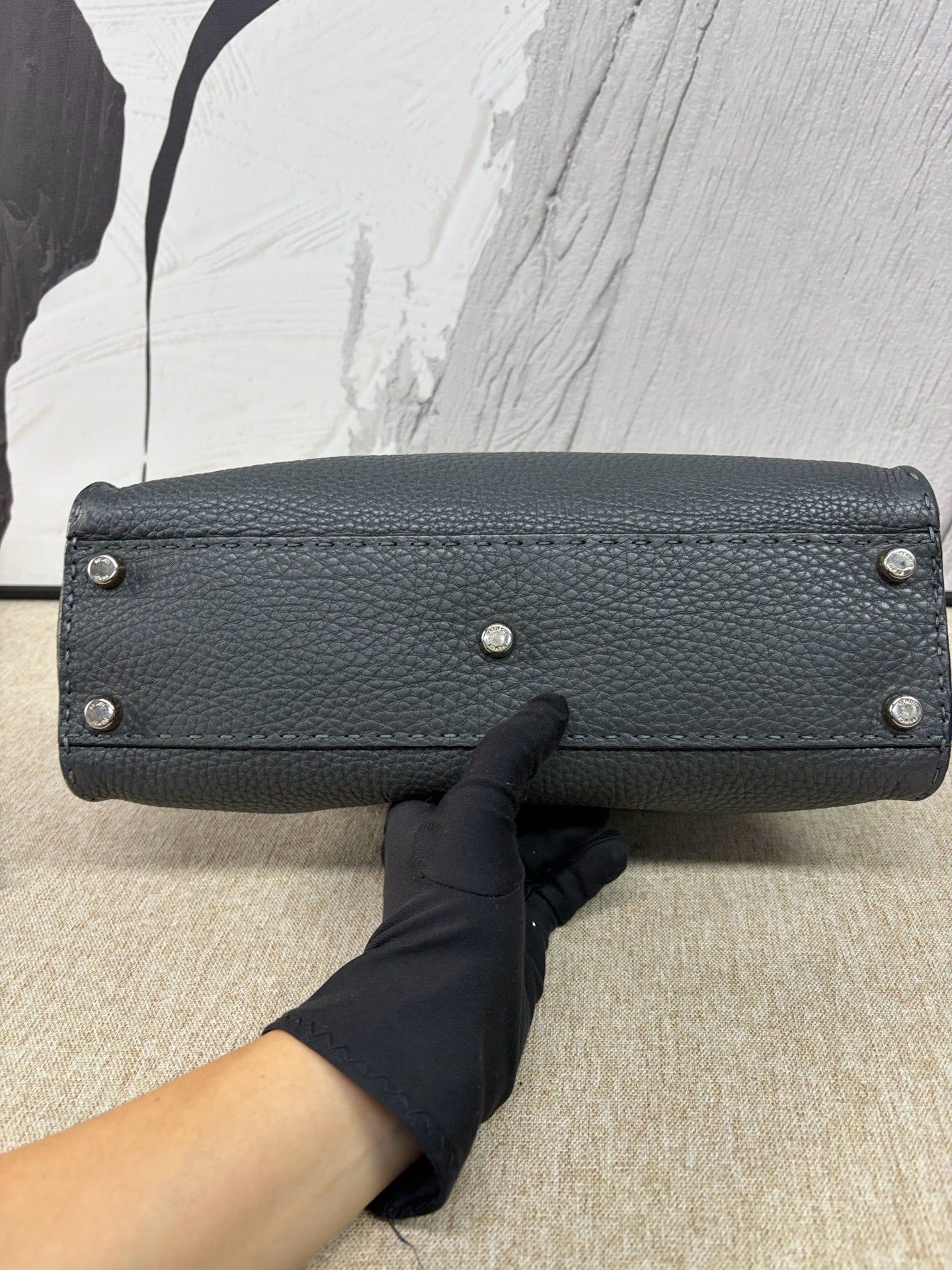 Fendi - Peekaboo - Grained leather - Grey with Silver-Tone Hardware - (Medium)