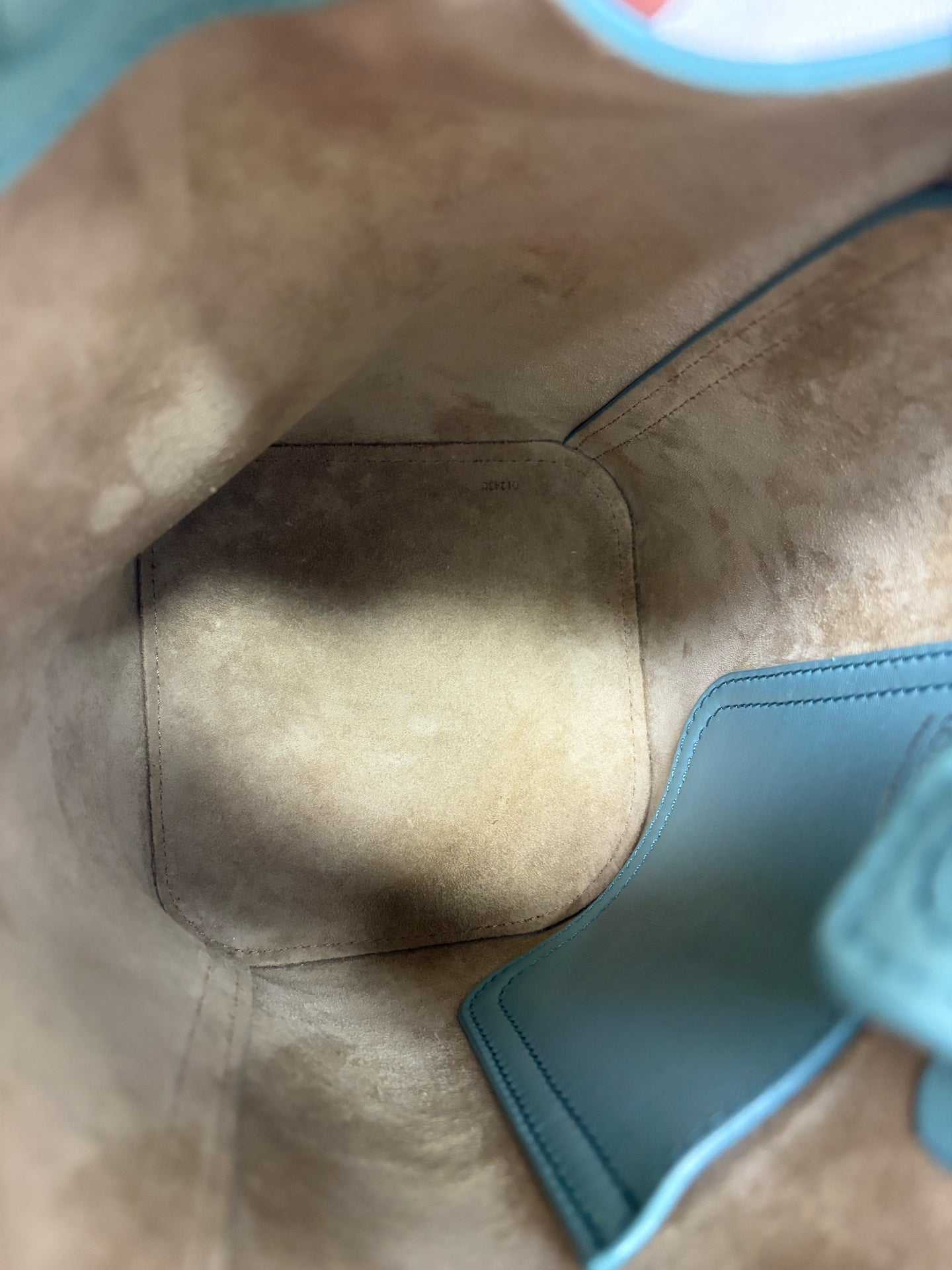 Loewe - Pebble Bucket Bag - Smooth calfskin leather - Light Blue - (mini)