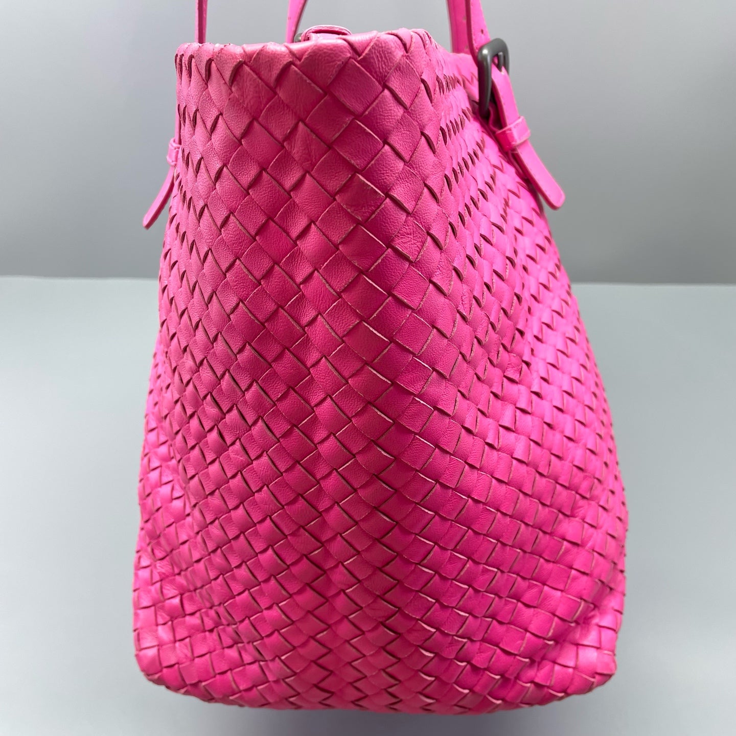 Bottega Veneta - Intrecciato Tote - Leather - Pink - (medium)