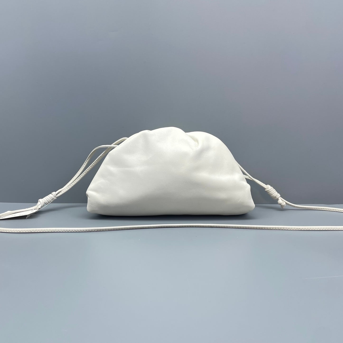Bottega Veneta - The Mini Pouch - Leather - White - (mini)