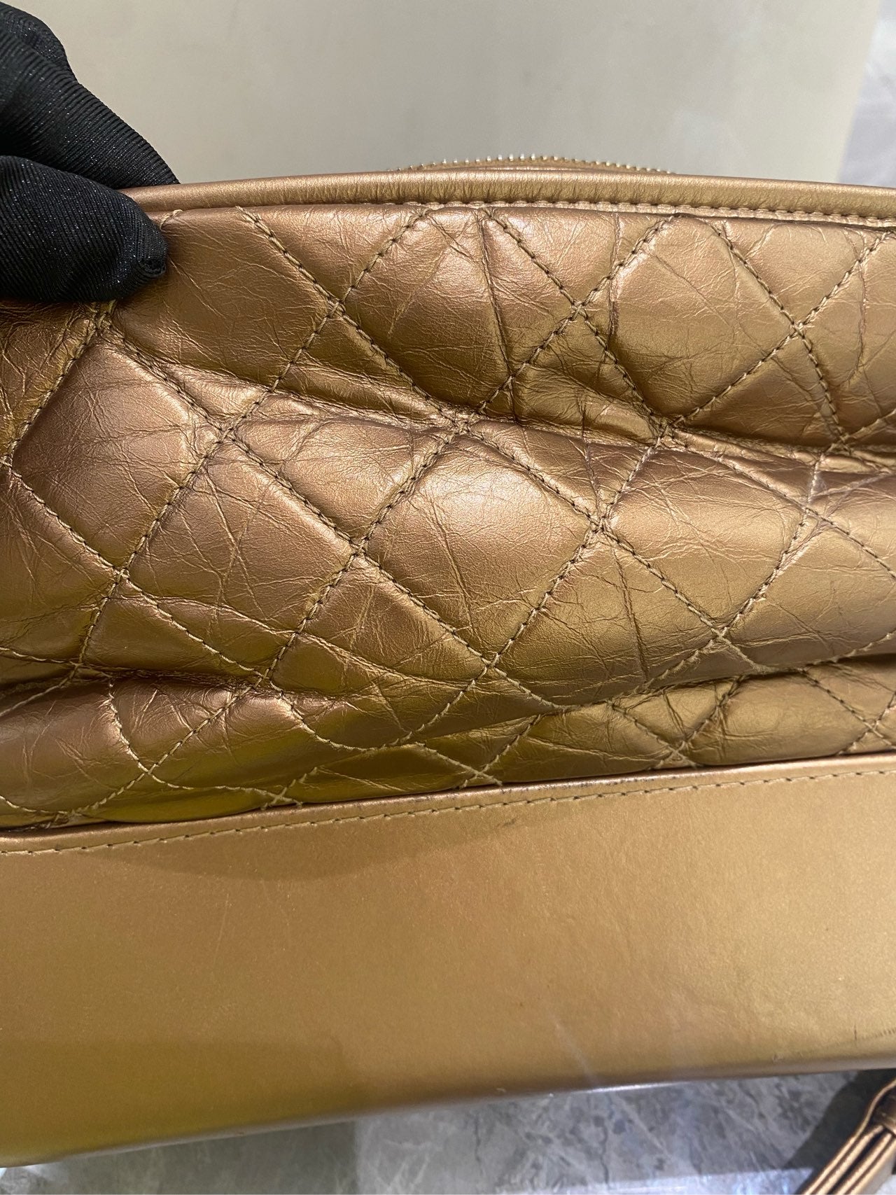 Chanel - Gabrielle Hobo Bag - Aged calfskin and smooth calfskin - Gold - (Medium)