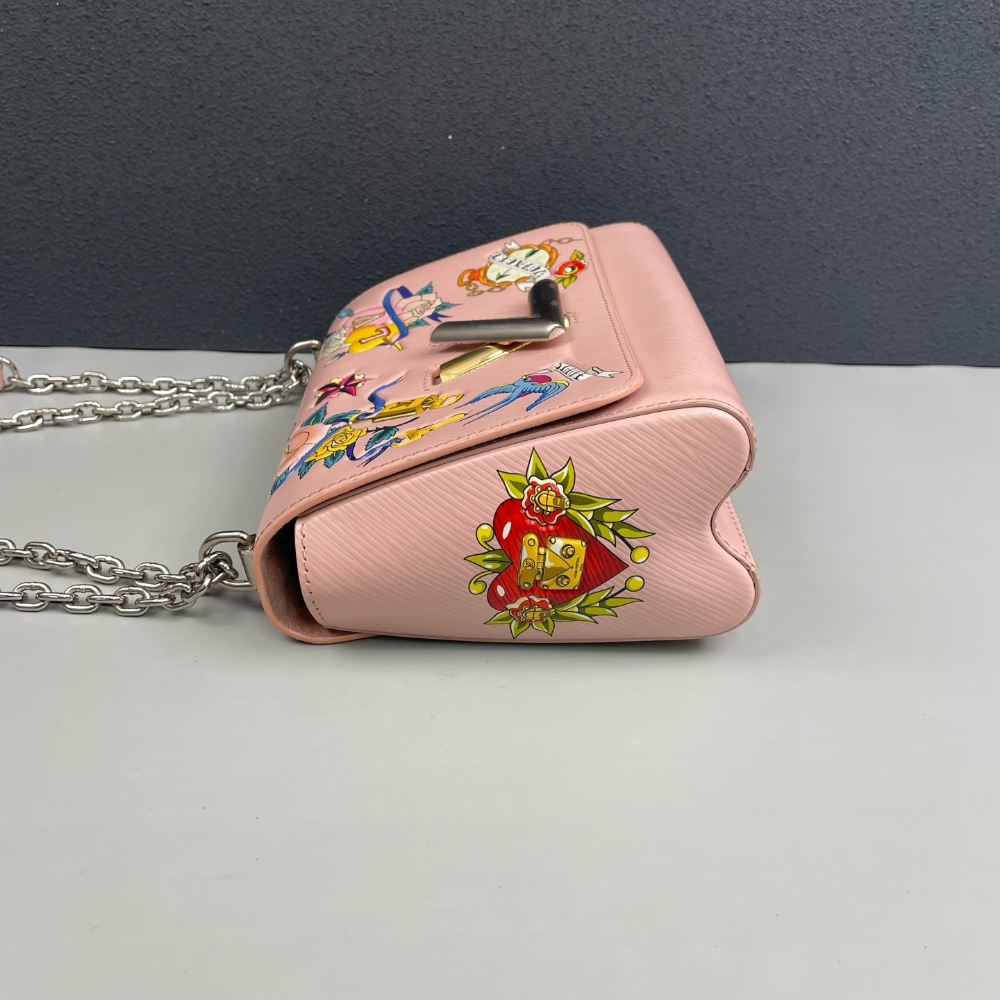 Louis Vuitton - Twist MM Tattoo - Leather - Pink - (Medium)