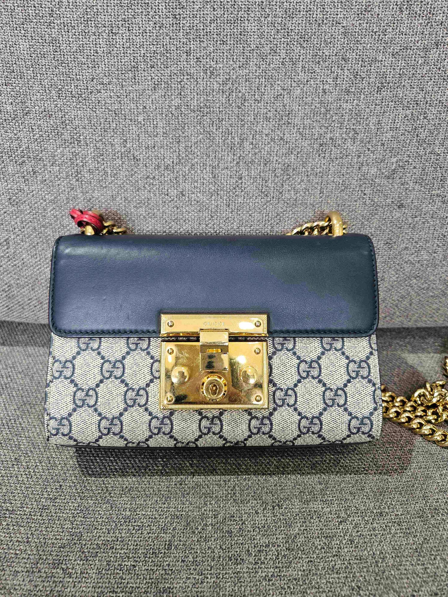 Gucci - Padlock Shoulder Bag - GG Supreme canvas and Leather - Black - (mini)
