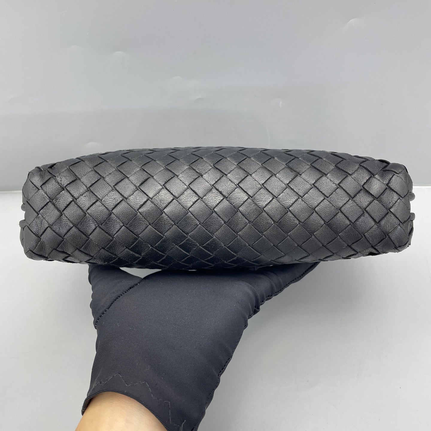 Bottega Veneta - Intrecciato Camera Bag - Leather - Black - (small)