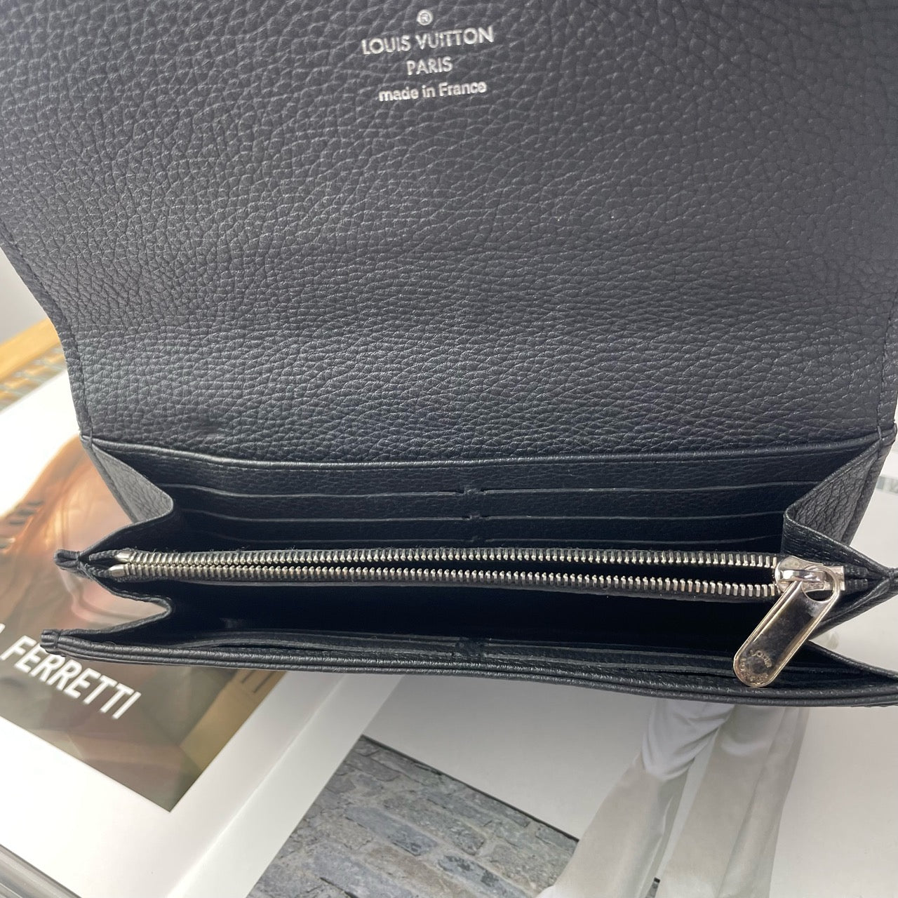 Louis Vuitton - Portefeuille Iris - Leather - Black - (Medium)