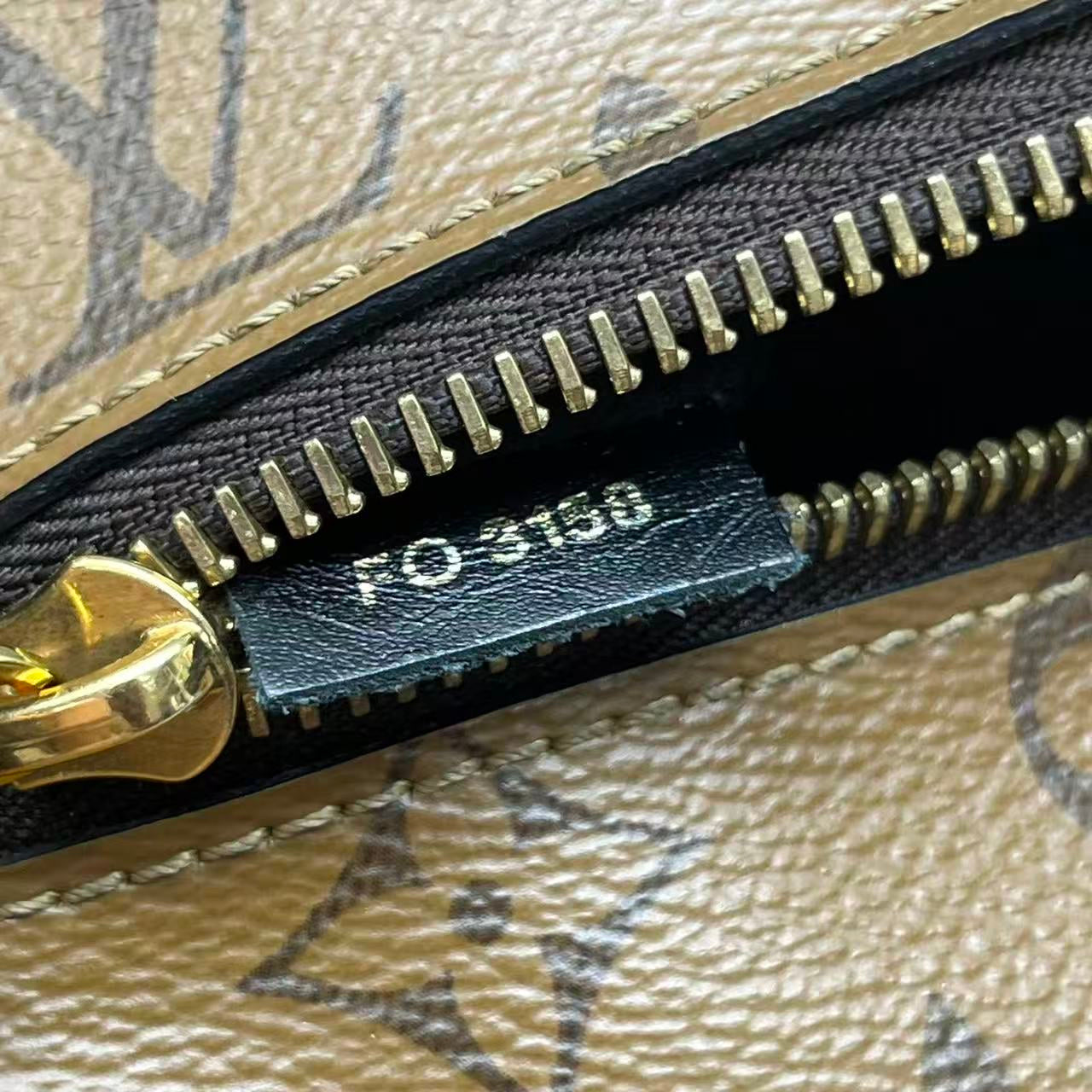 Louis Vuitton - Pochette Metis Monogram Reverse - Synthetic - Multicolour - (medium)