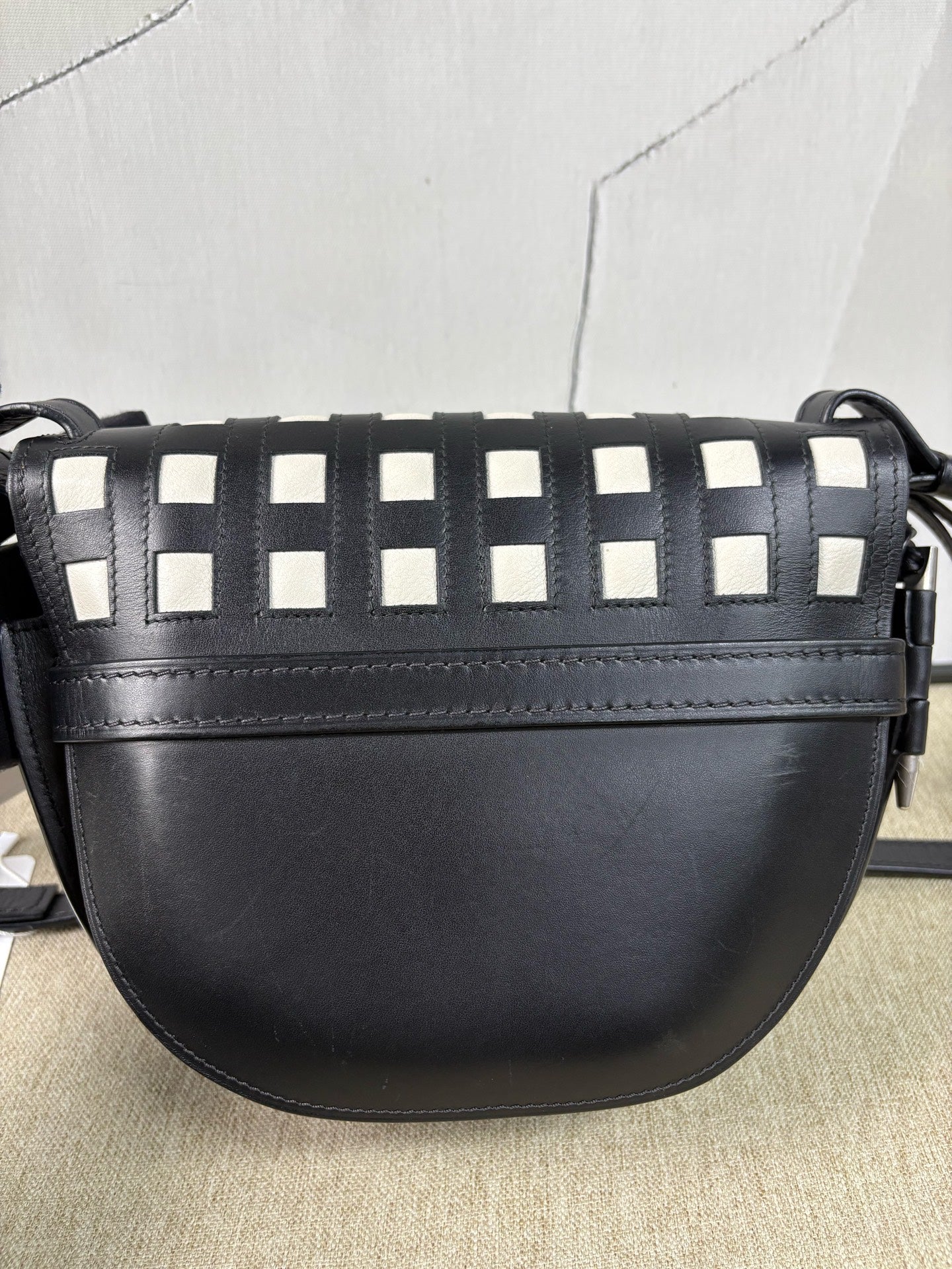 Loewe - Gate Medium - Calfskin leather - Multicolour (Black and White) - (medium)