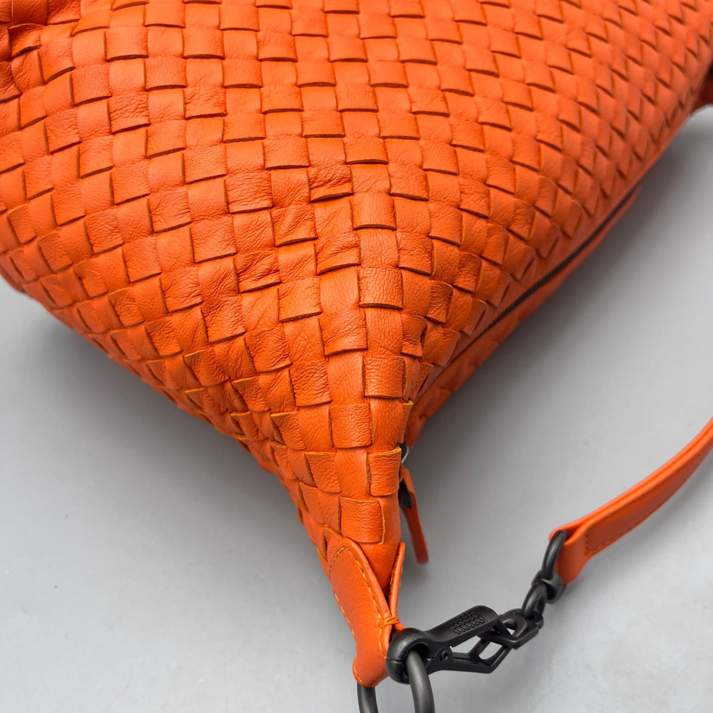 Bottega Veneta - Intrecciato Shoulder Bag (A7055) - Leather - Orange - (small)