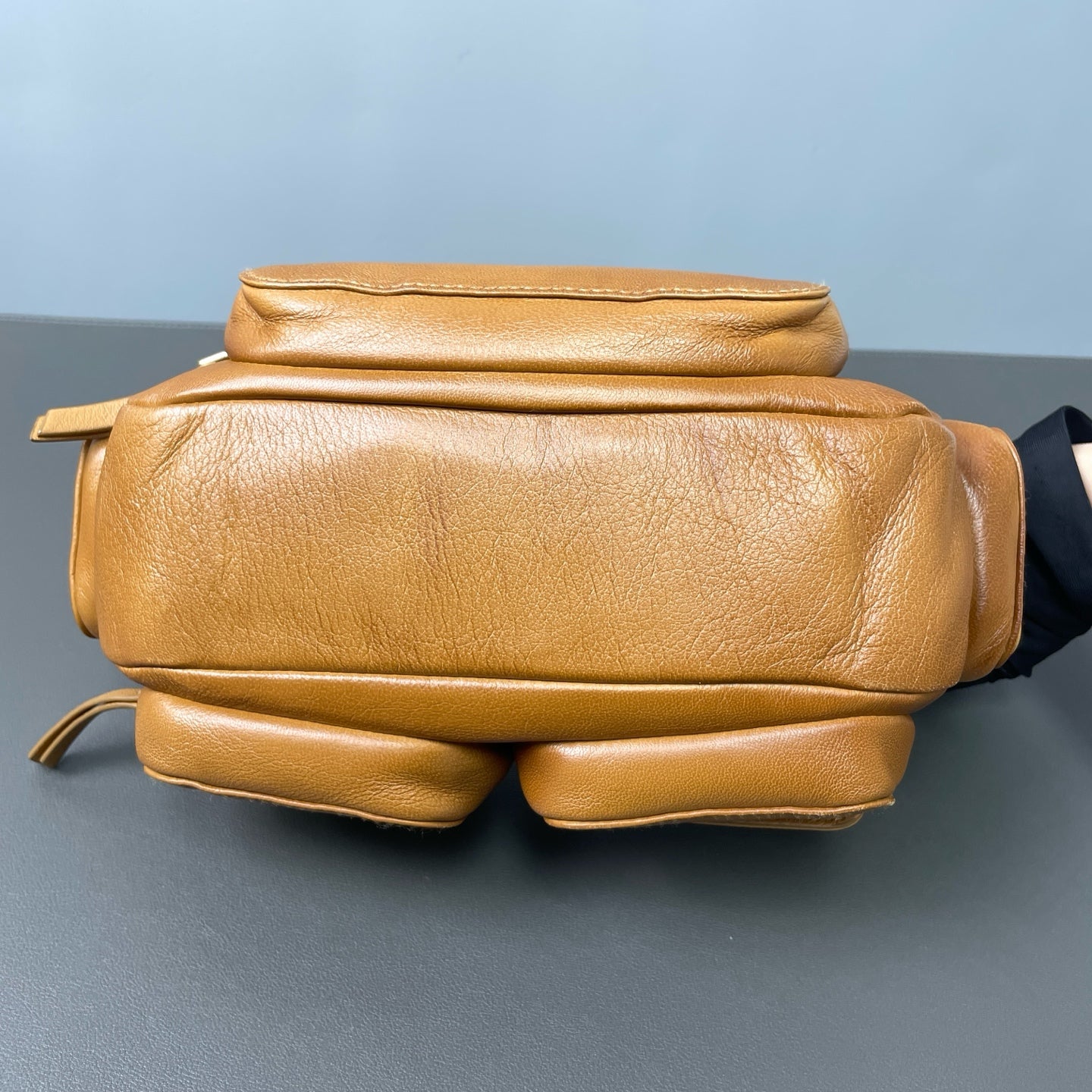Miu Miu - Pocketed Hobo Shoulder Bag - Leather - Brown - (medium)