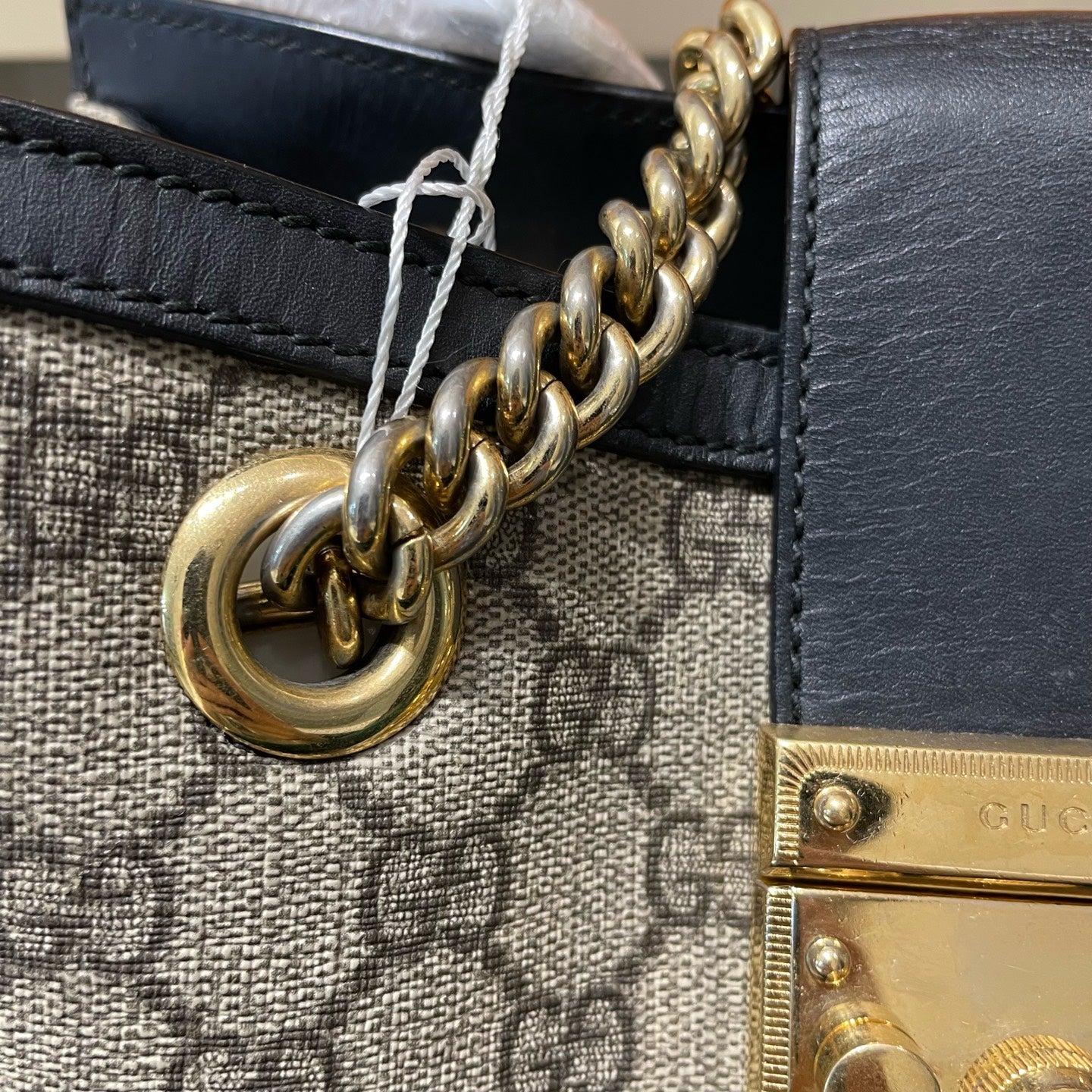 Gucci - Padlock Small Shoulder Bag - GG Supreme canvas with leather trim - Beige and black - (small)
