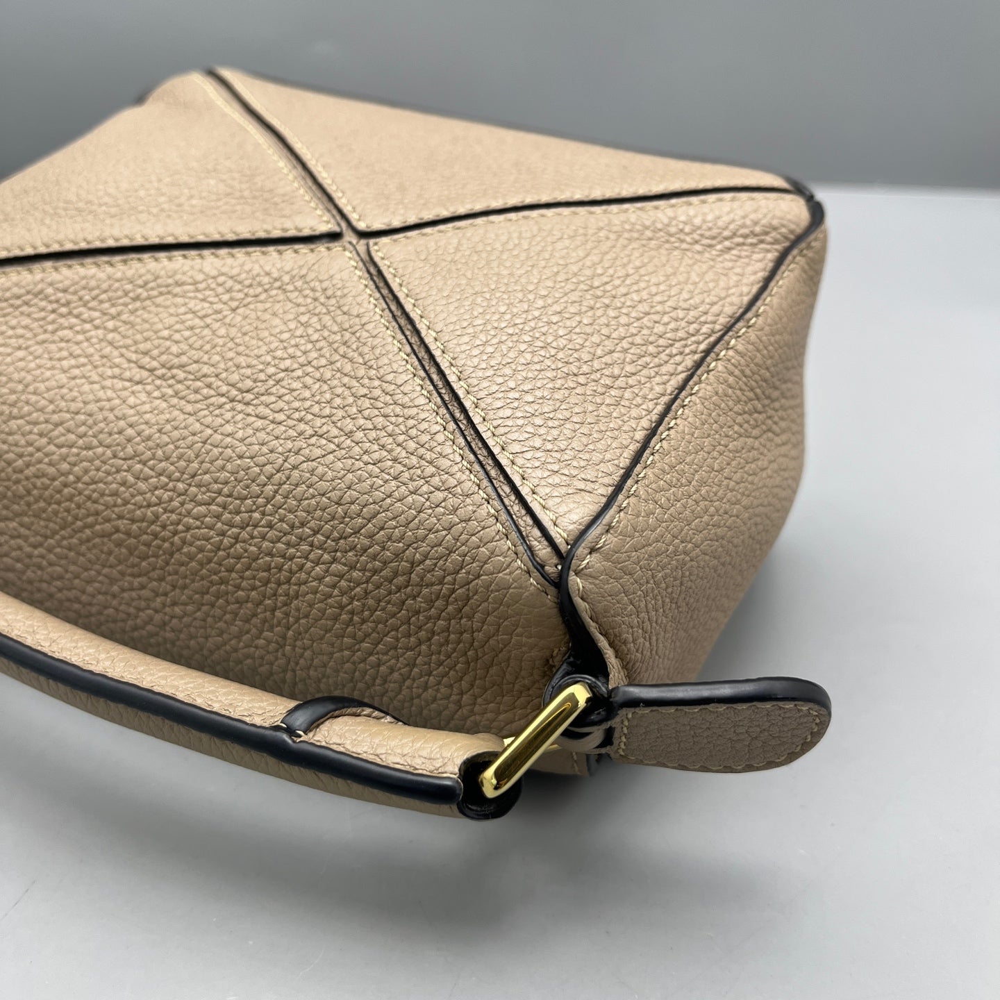 LOEWE - Puzzle Mini Bag - Grained calfskin leather - Beige - (mini)