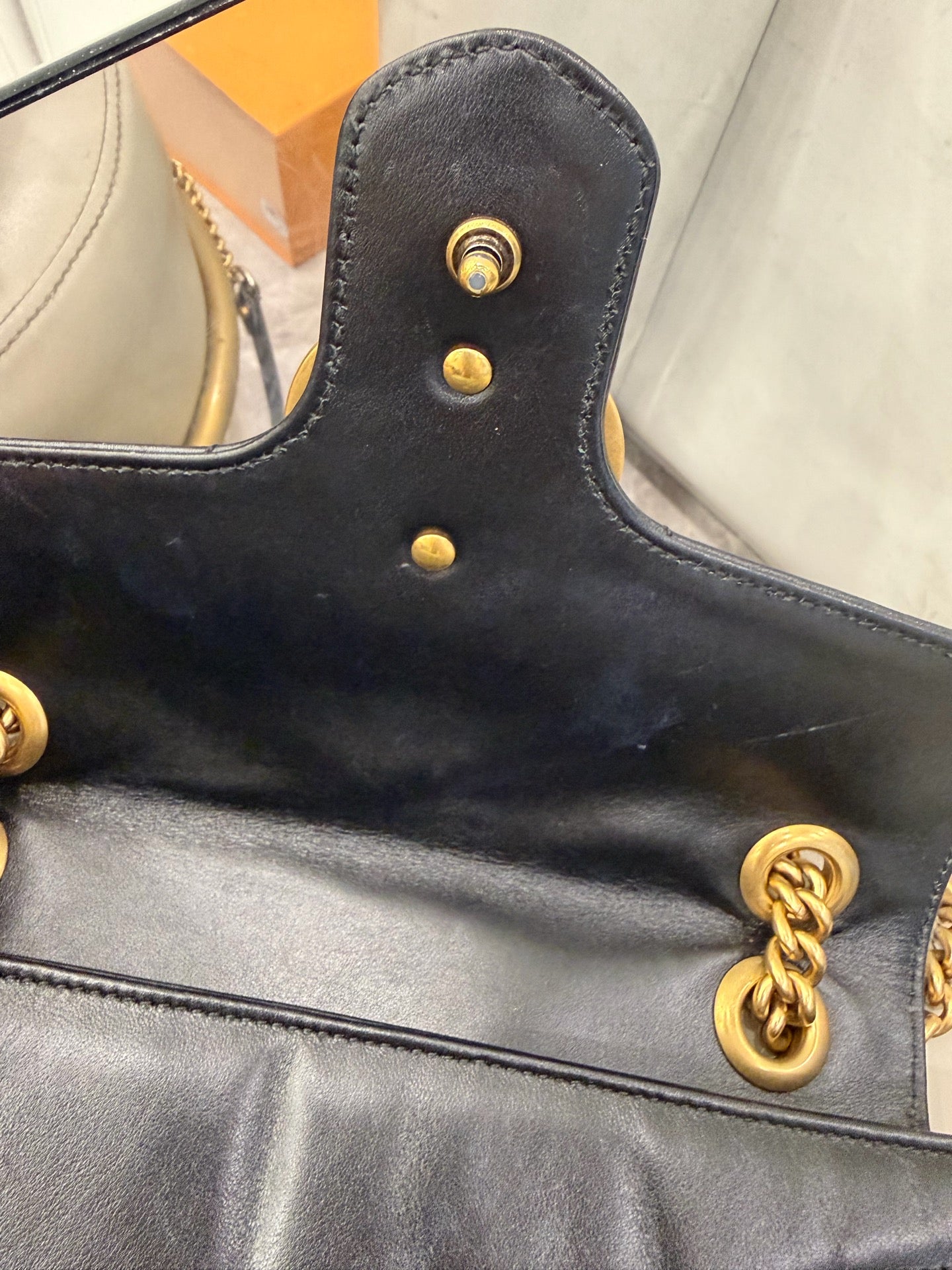 Gucci - GG Marmont Matelassé Shoulder Bag - Leather - Black - (medium)