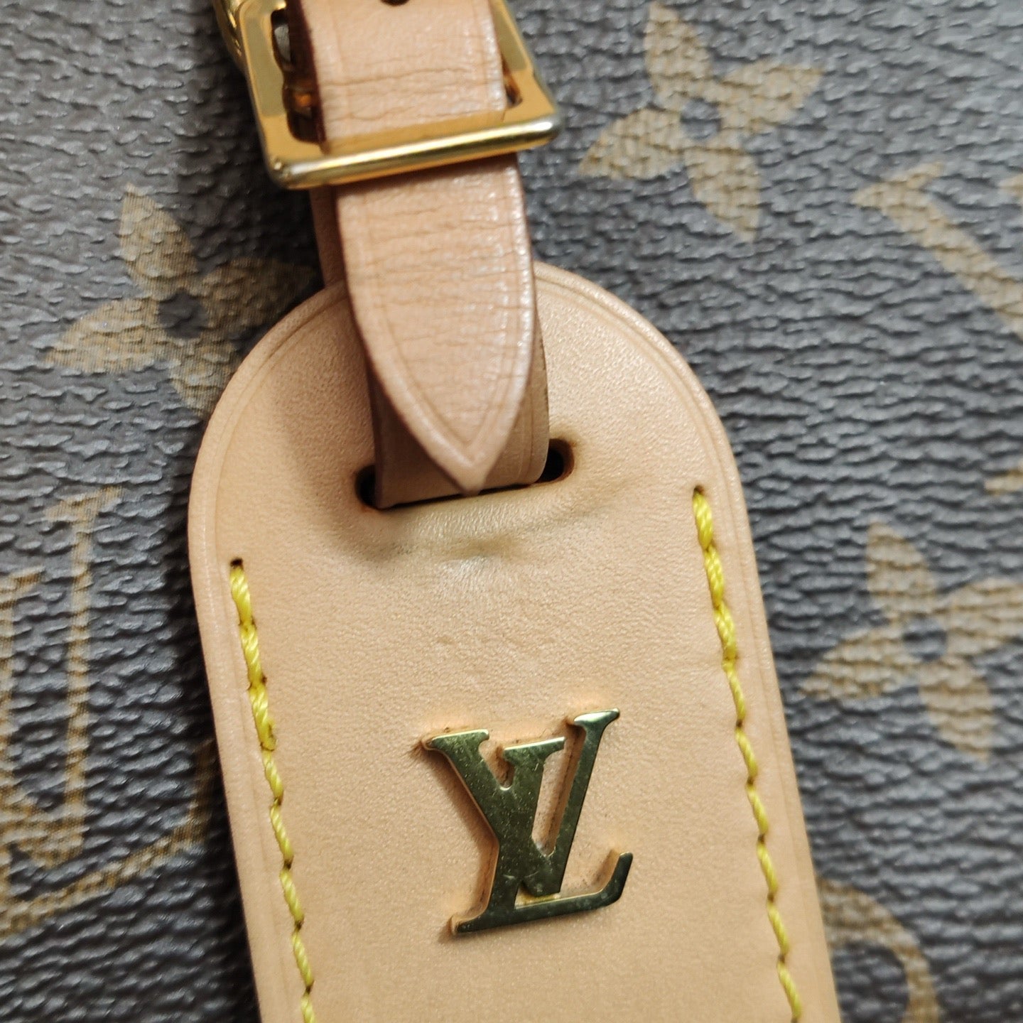Louis Vuitton - Monogram Camera Bag - Monogram coated canvas with Vachetta leather trim - Brown - (small)