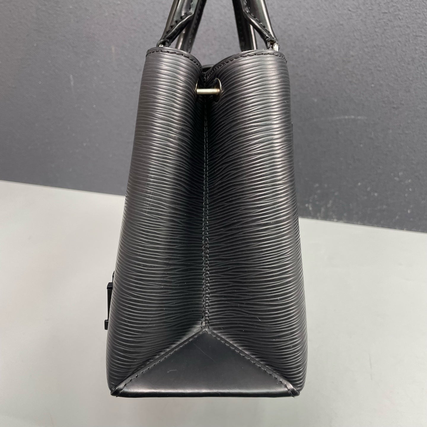 Louis Vuitton - Kleber - Epi leather - Black - (Medium)