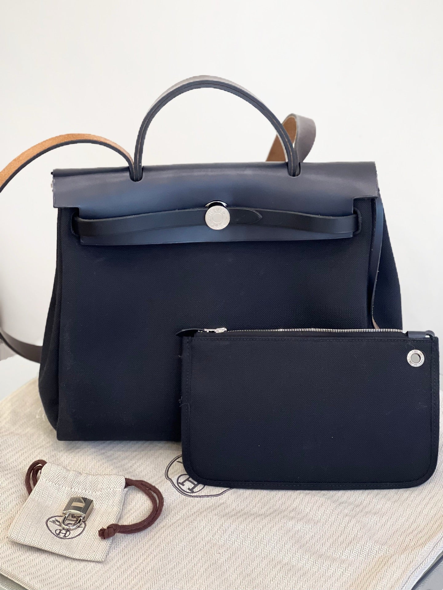 Hermes - Herbag 31 - Canvas with Vachetta Hunter Leather trim - Black - (medium)