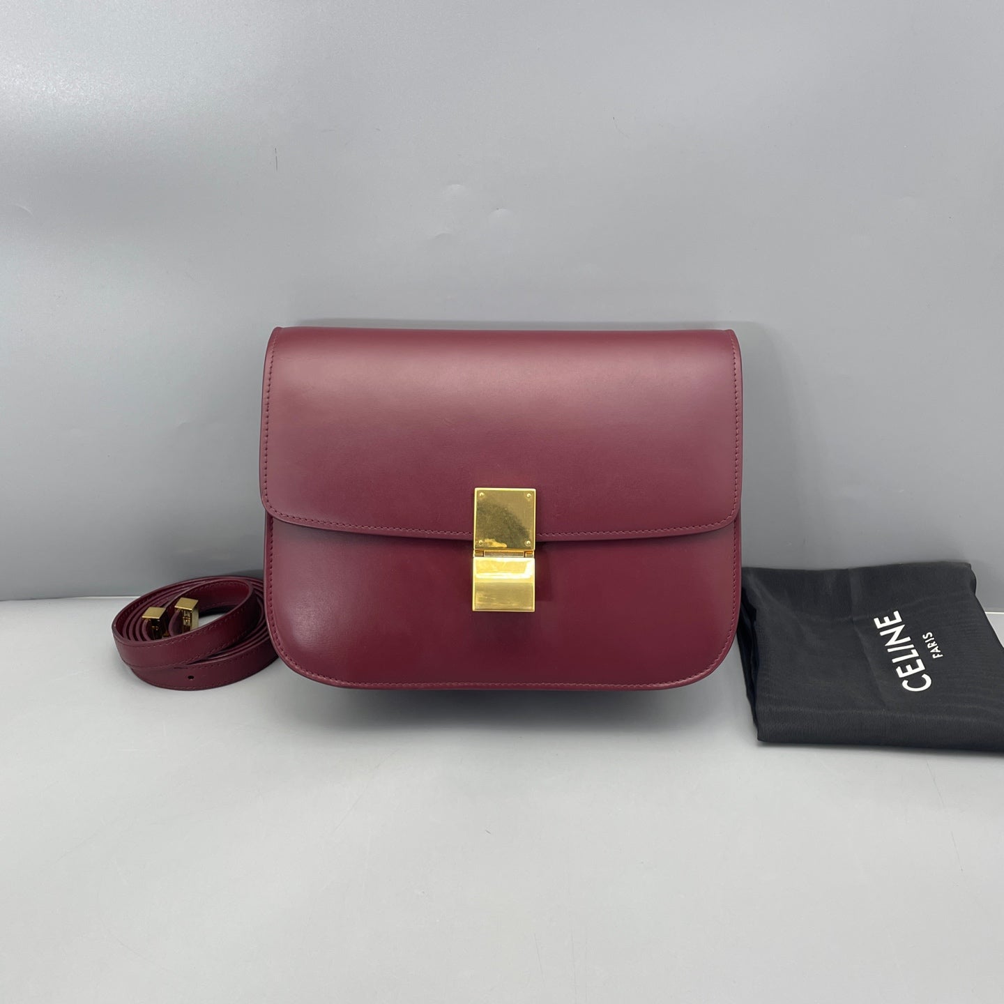 Celine - Box Bag Medium - Smooth Calfskin Leather - Burgundy - (medium)